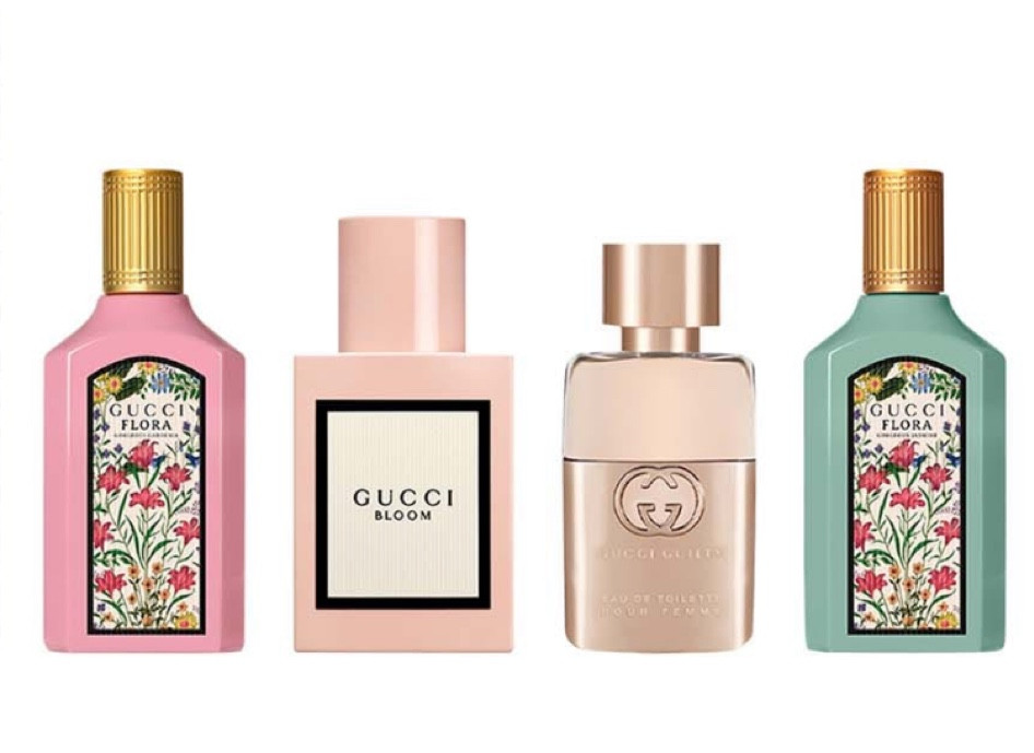Perfumes
Gift sets
Presents
Gifts
Scents
Floral
Fruity
Sweet
Light
Feminine
Women
Fresh
Christmas
Xmas
Santa
Cyber Week
Sales
Gifts for her

#LTKSeasonal #LTKGiftGuide #LTKHoliday