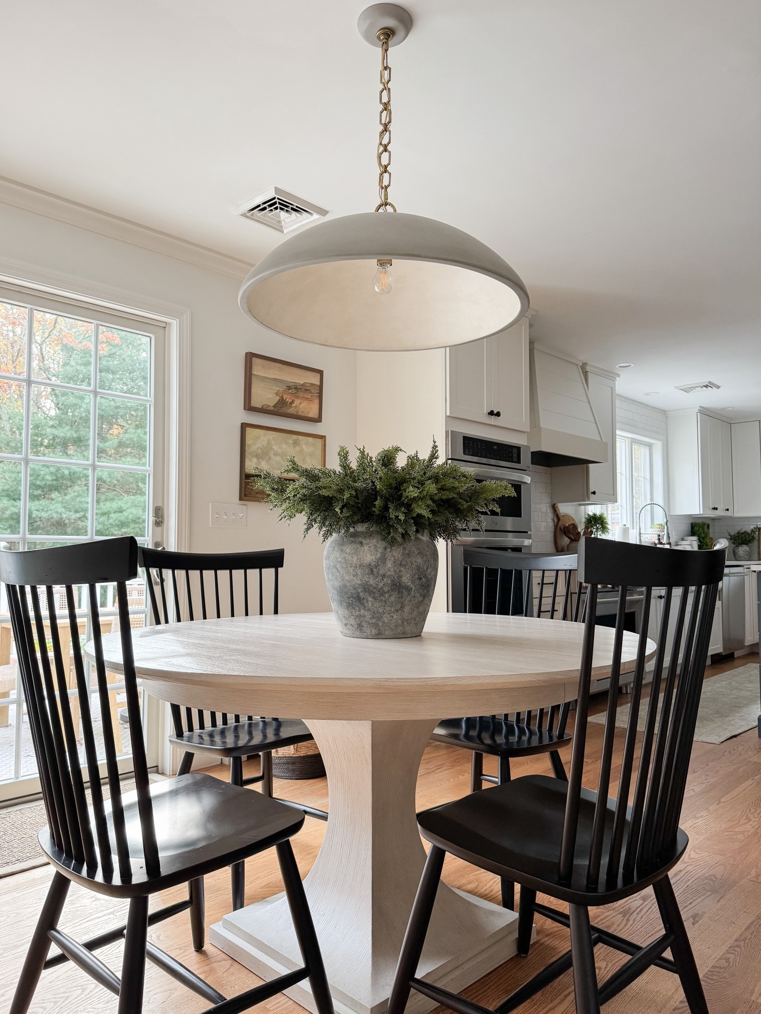 Coastal Holiday Dining

Amazon Christmas stems  Home decor  coastal kitchen  kitchen runner  coastal kitchen faves  home decor  trending home decor  sherricalnanhome 

#LTKHome #LTKHoliday #LTKFindsUnder50