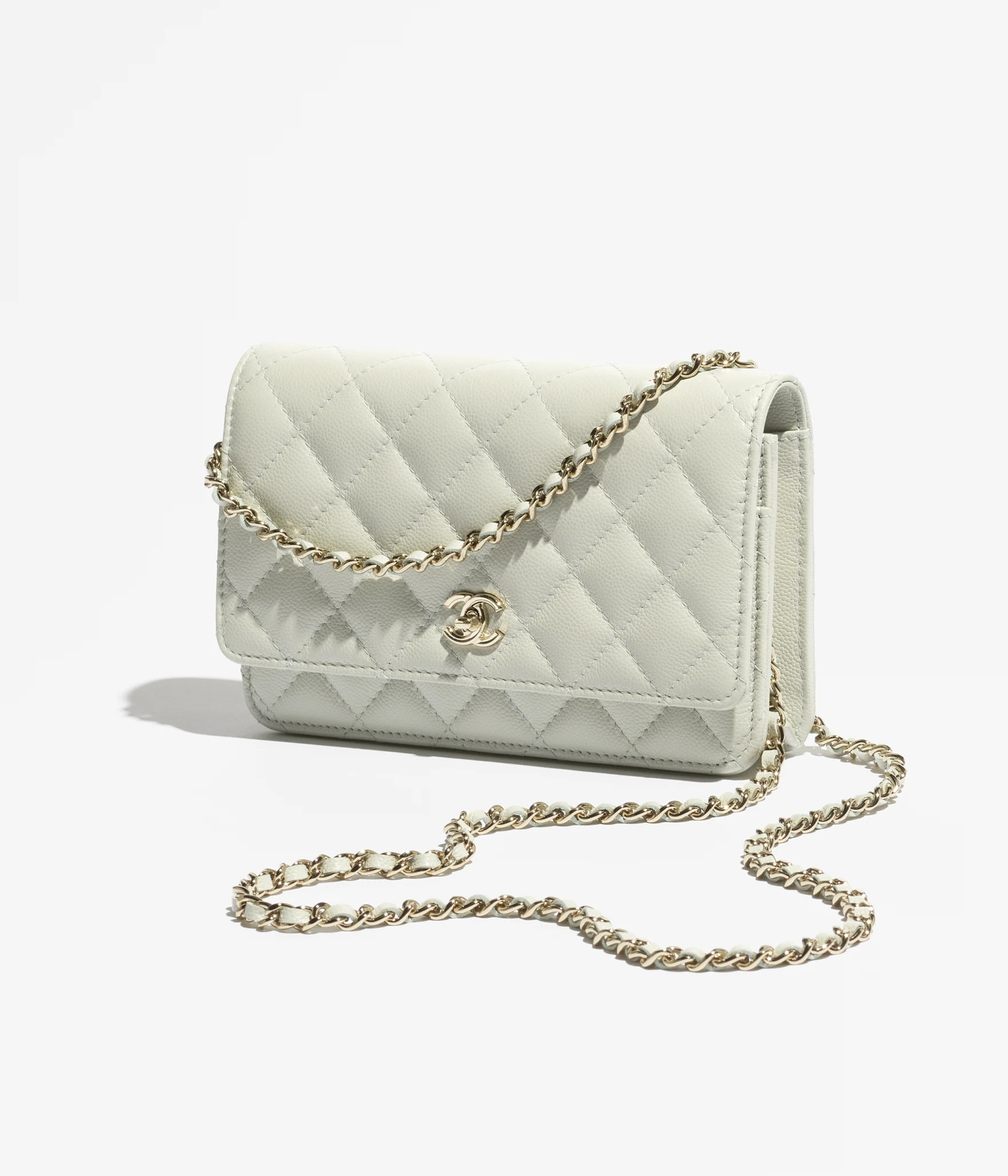 Classic Wallet on Chain | Chanel, Inc. (US)