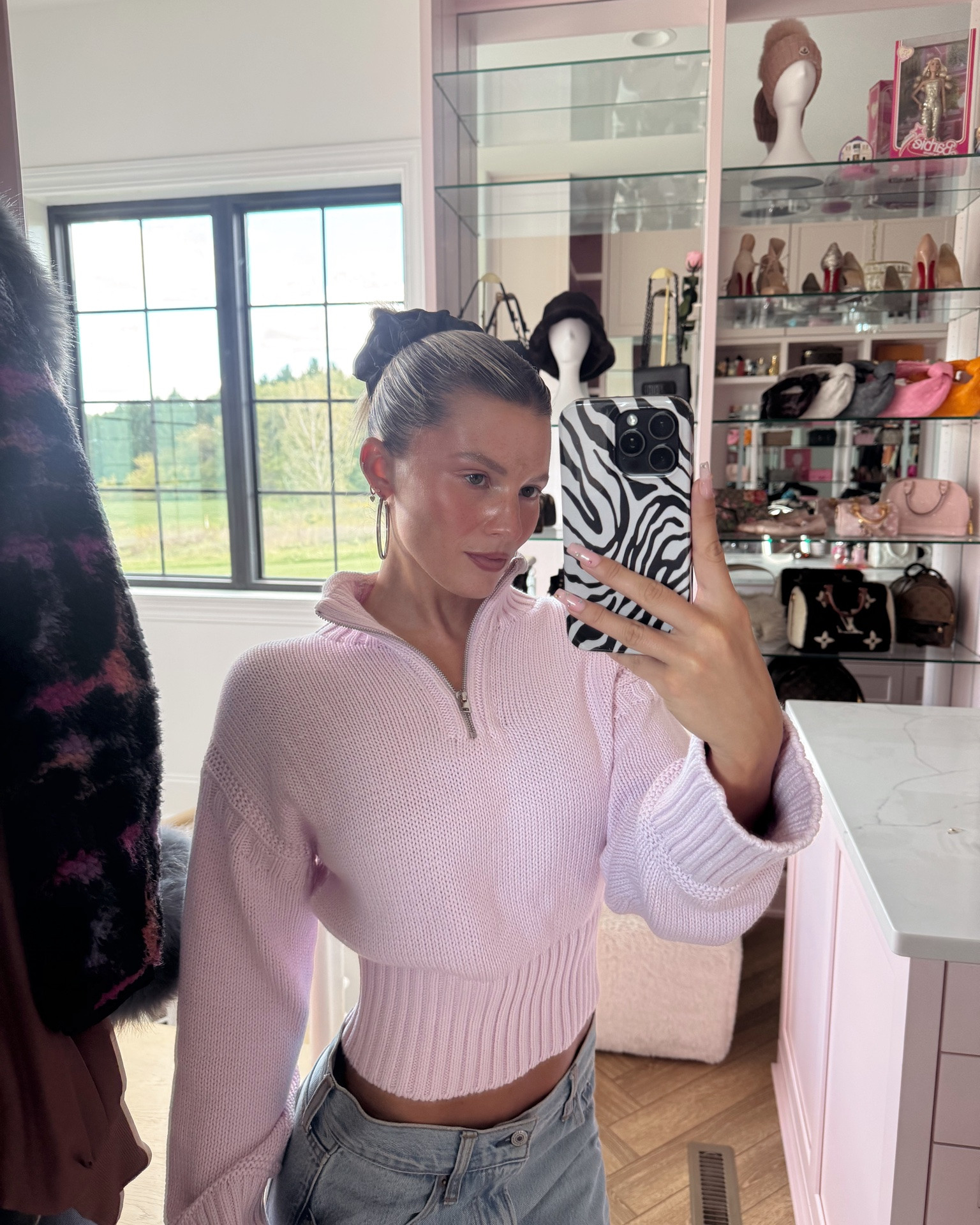 I was #influenced 💗👏🏼 literally the perfect flattering sweater for fall. @jcrew

#LTKootd #LTKSeasonal