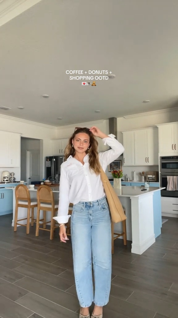 BROOKS on my shirt😭🫶🏻

#LTKWatchNow #LTKStyleTip #LTKSeasonal