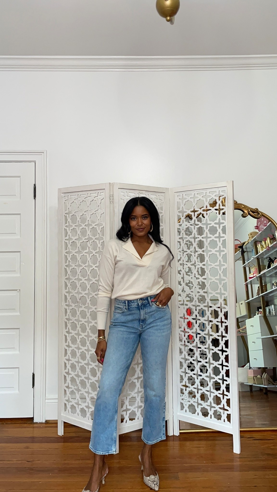 Vineyard Vines, white washed jeans, chic fall outfit, elevated basics, fall fashion, white cozy sweater, sweater season 

#LTKWorkwear #LTKSeasonal #LTKStyleTip