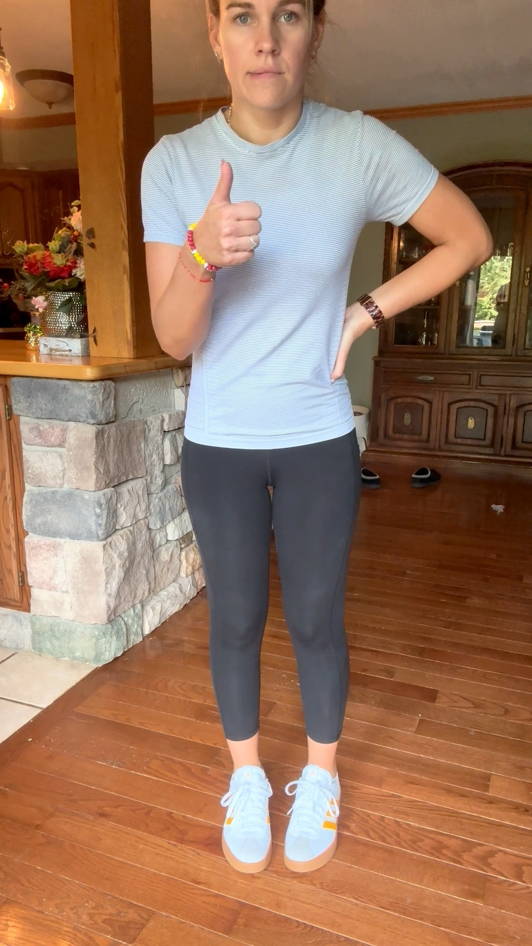 Size down 1/2 size
I'm a true 9 and I did an 8.5 

#LTKFindsUnder100 #LTKFindsUnder50 #LTKShoeCrush