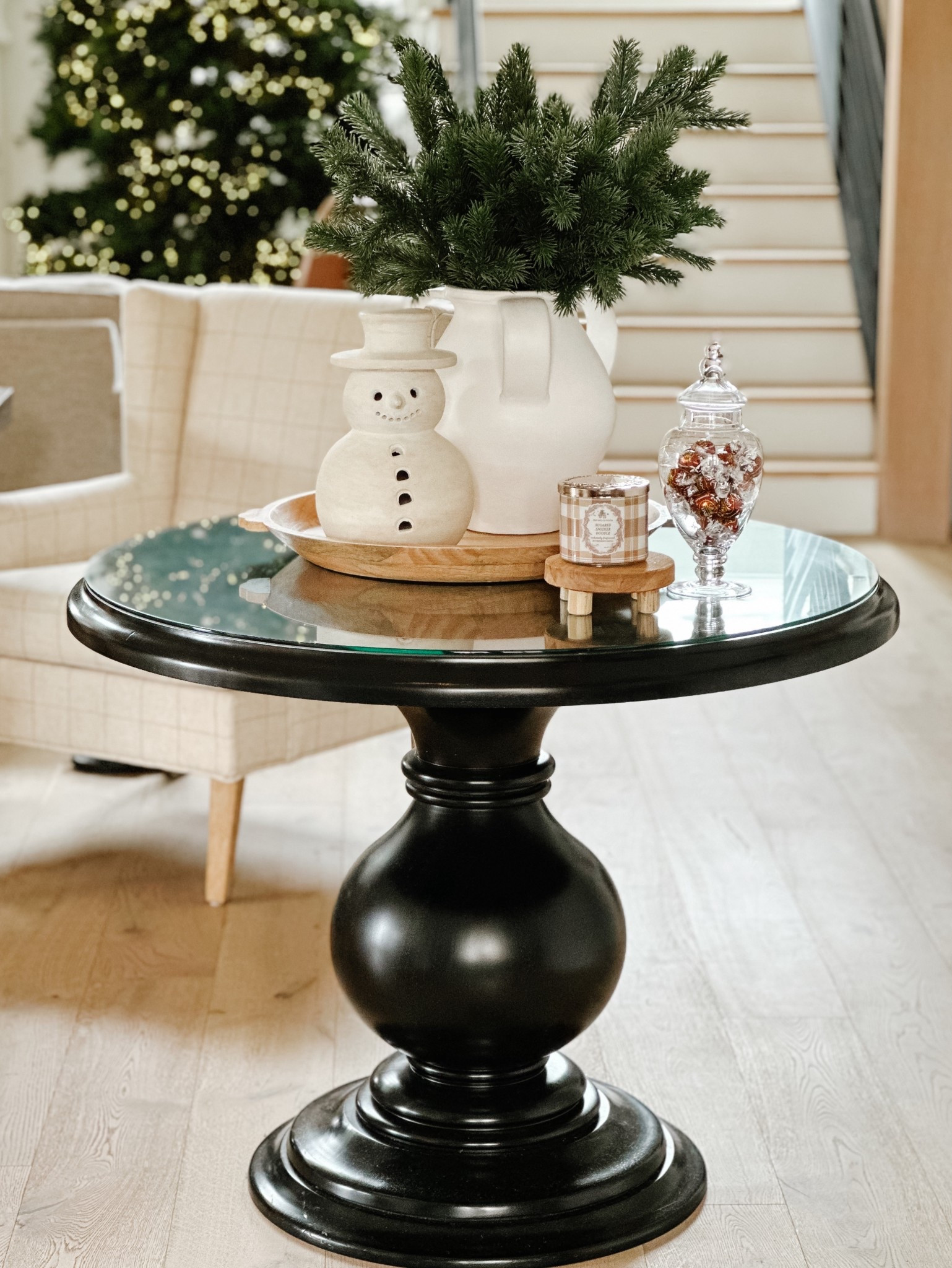 Entry Table Decor- 🤍 

#LTKHoliday #LTKHome #LTKSeasonal