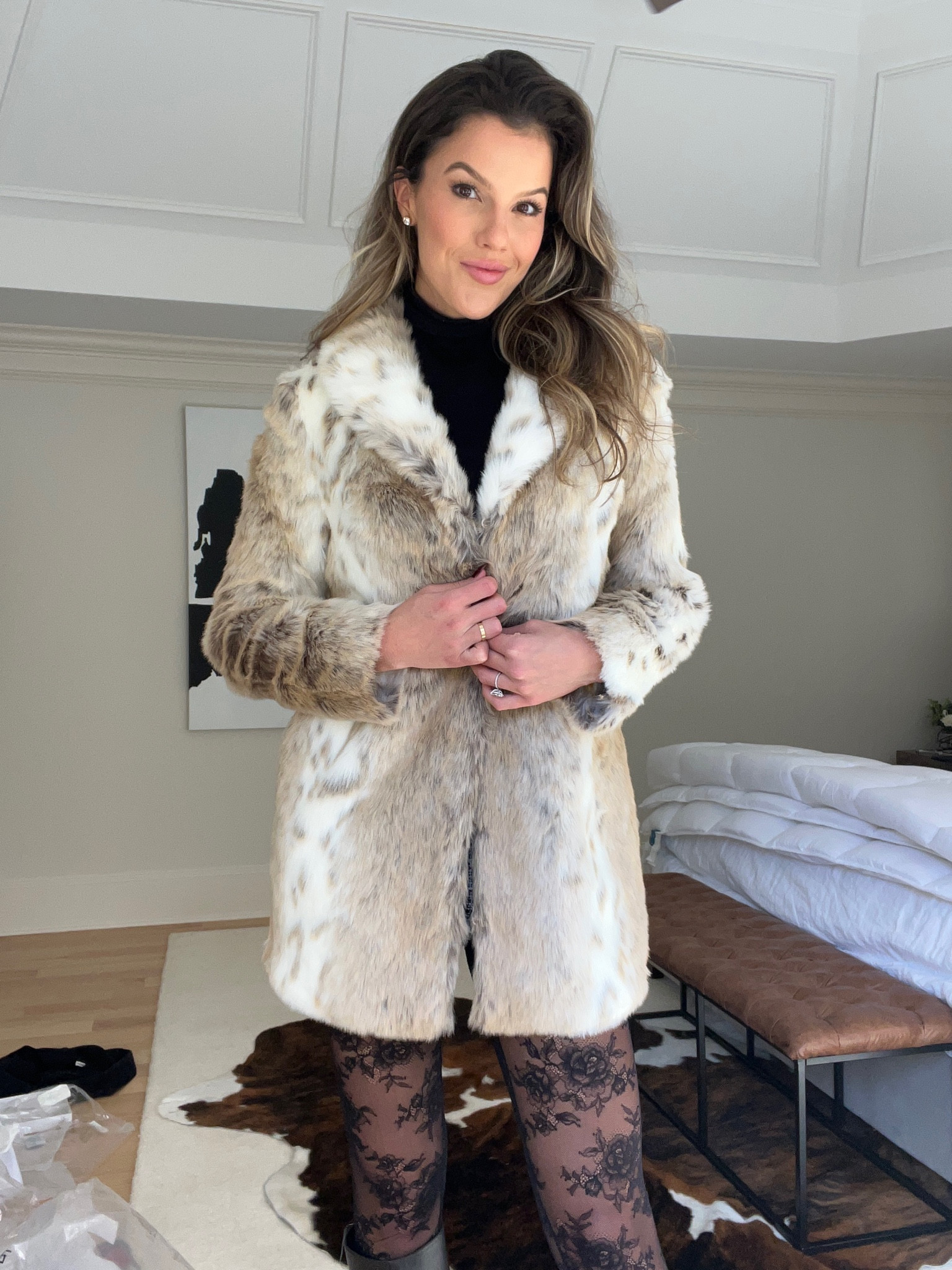 Beautiful faux fur coat. Wearing a size small

#LTKStyleTip #LTKHoliday #LTKSeasonal