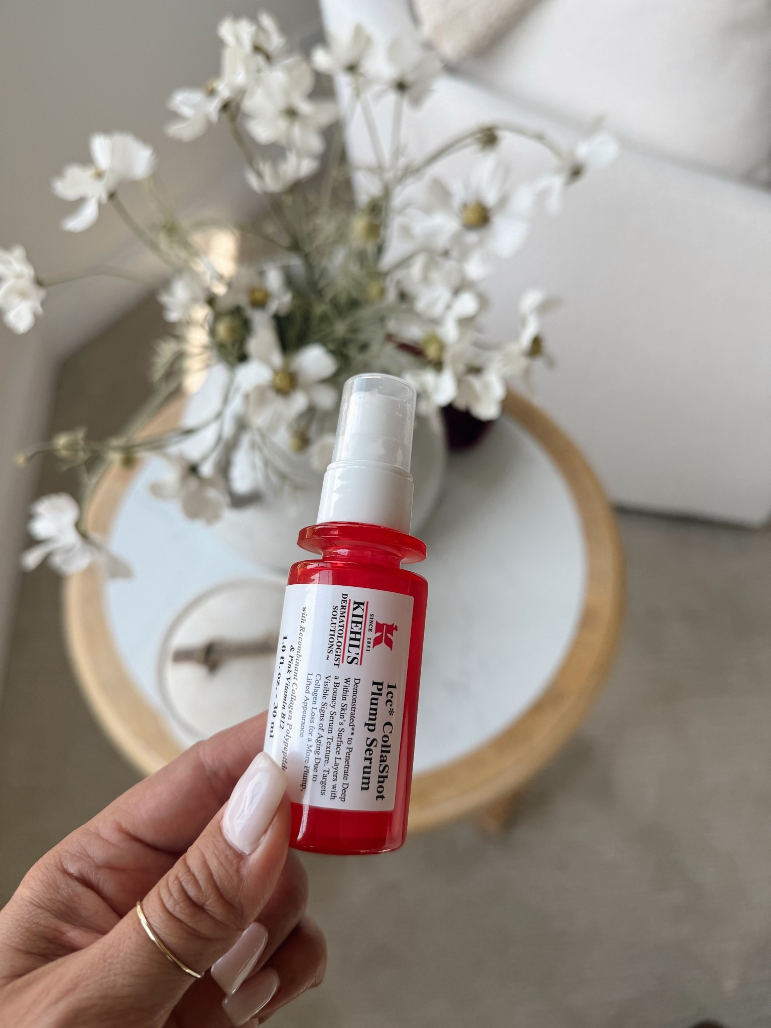 Absolutely been loving this serum! I put it on morning and night and have noticed my skin is so clear, less red, and more firm! #sponsored @kiehls