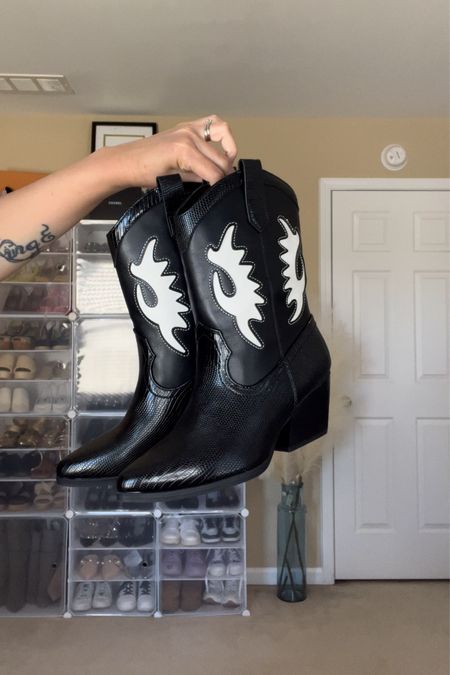 It’s another pair of collecting cute Cowboy boots for my wardrobe. These are my new babies. 

#LTKshoecrush #LTKover40