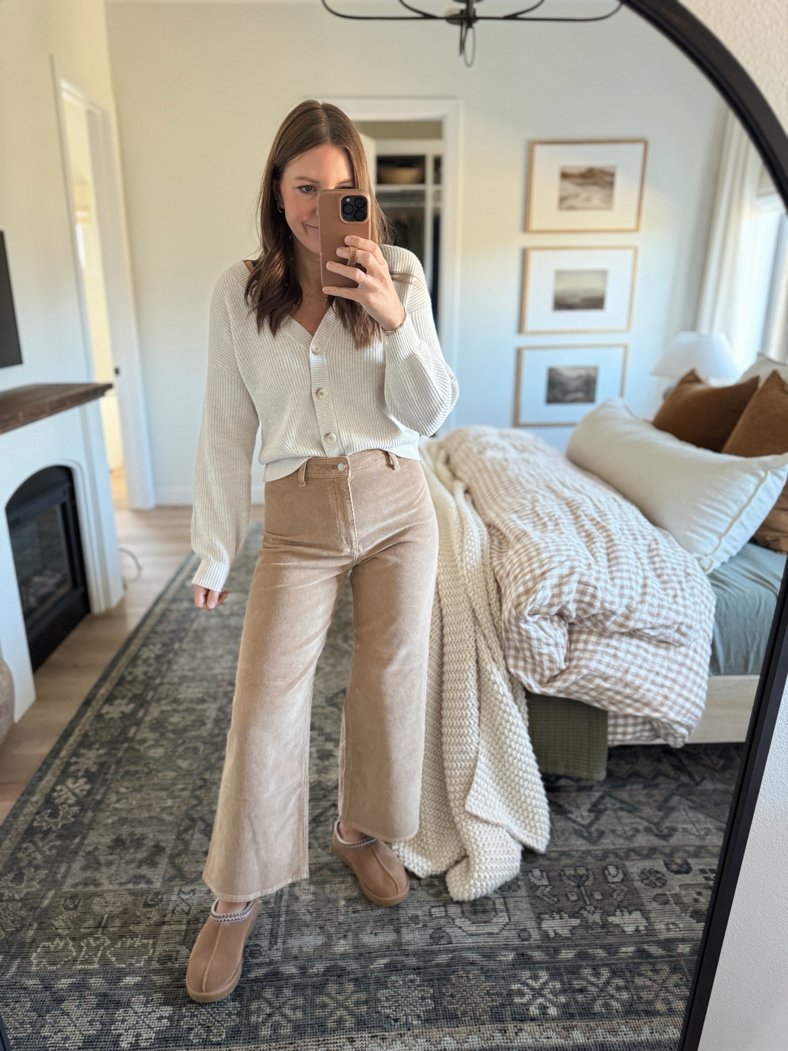 Under $20 Target corduroy pants! Fit TTS and so comfortable! I also have these in black and olive. Perfect for fall! 

#LTKStyleTip #LTKFindsUnder50 #LTKSaleAlert