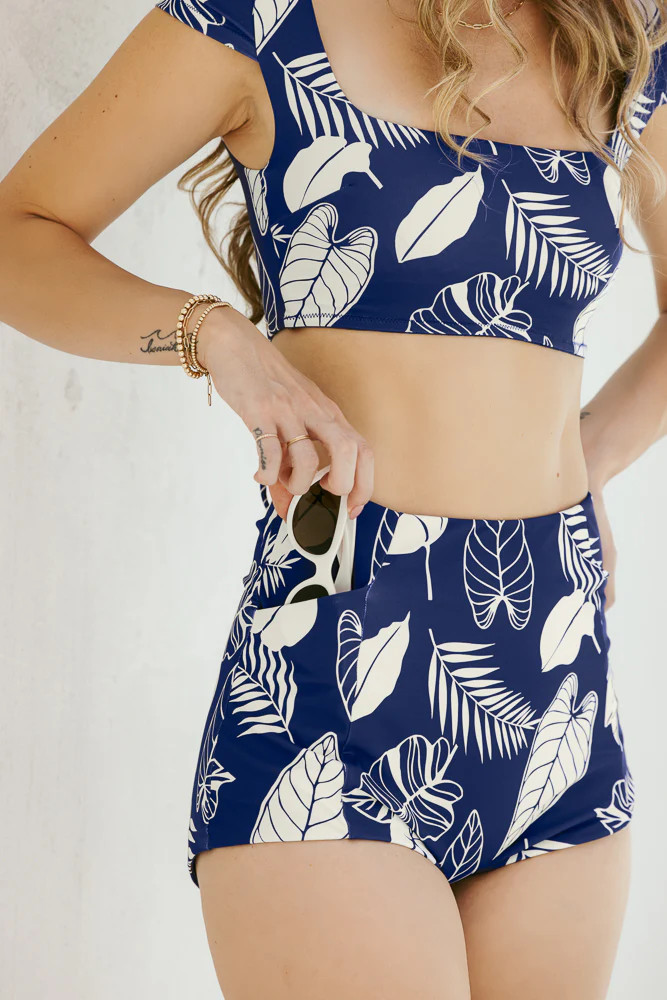 Sand Dollar Surf Shorts with Pockets - Blue Palm | POPFLEX