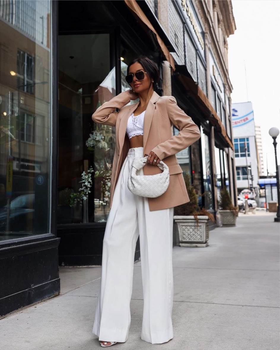 Affordable wireless bralette wearing a small 
@walmart
#WalmartPartner #Bali #BaliBras #WalmartBali



#LTKstyletip #LTKunder50 #LTKunder100