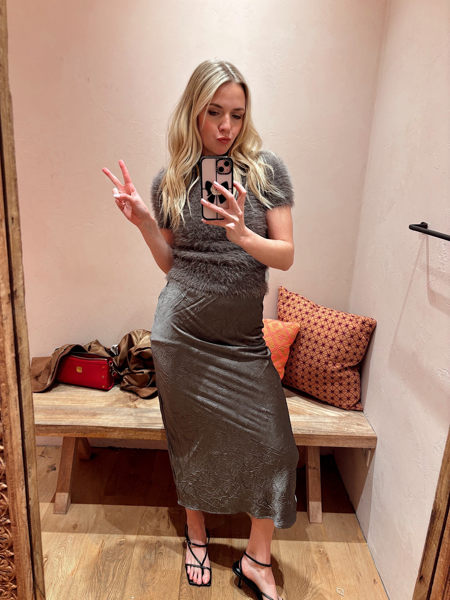 Set from free people 
Wearing a size XS but would size up for a roomier fit 