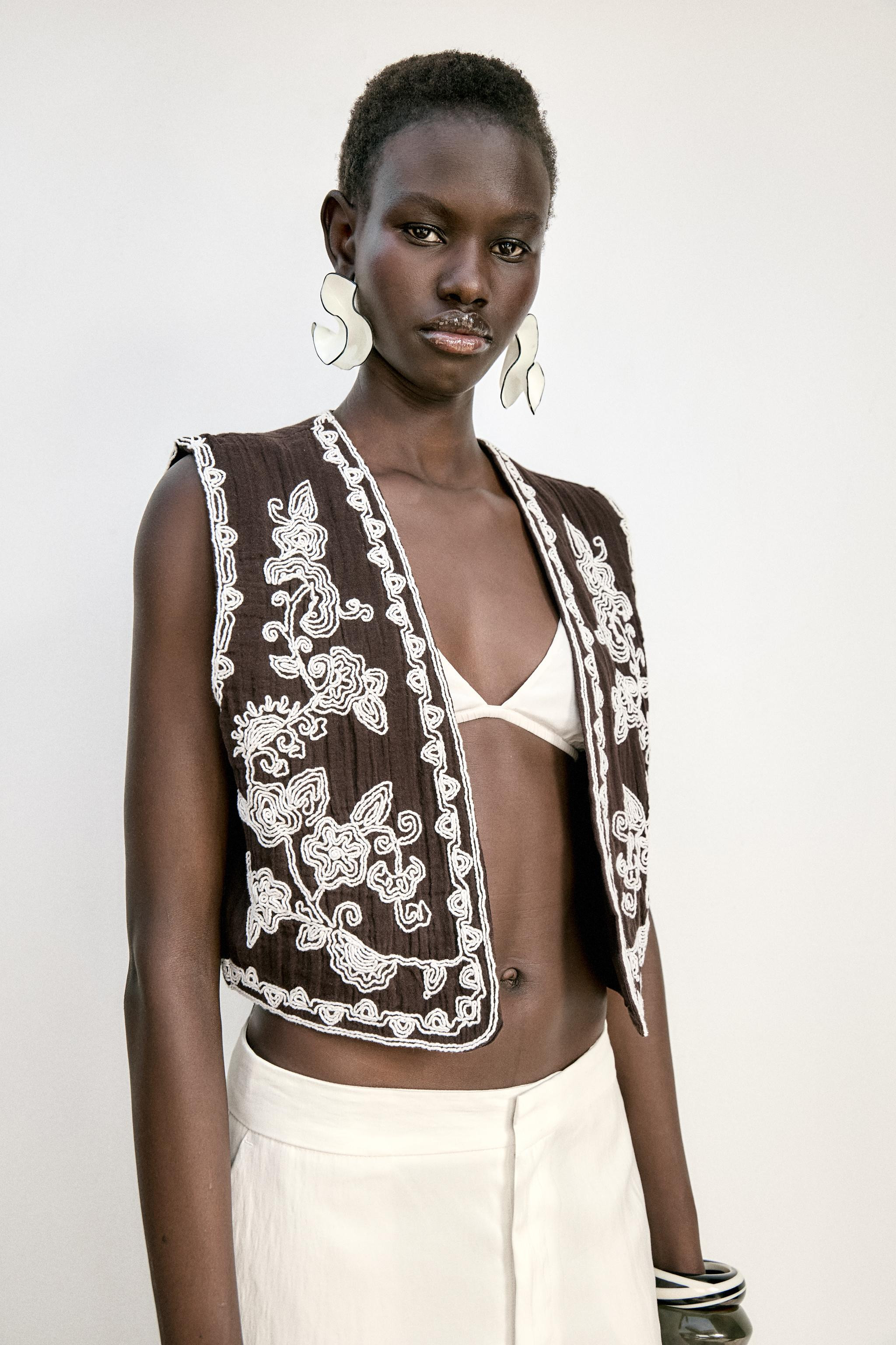 EMBROIDERED OPEN WAISTCOAT | Zara UK