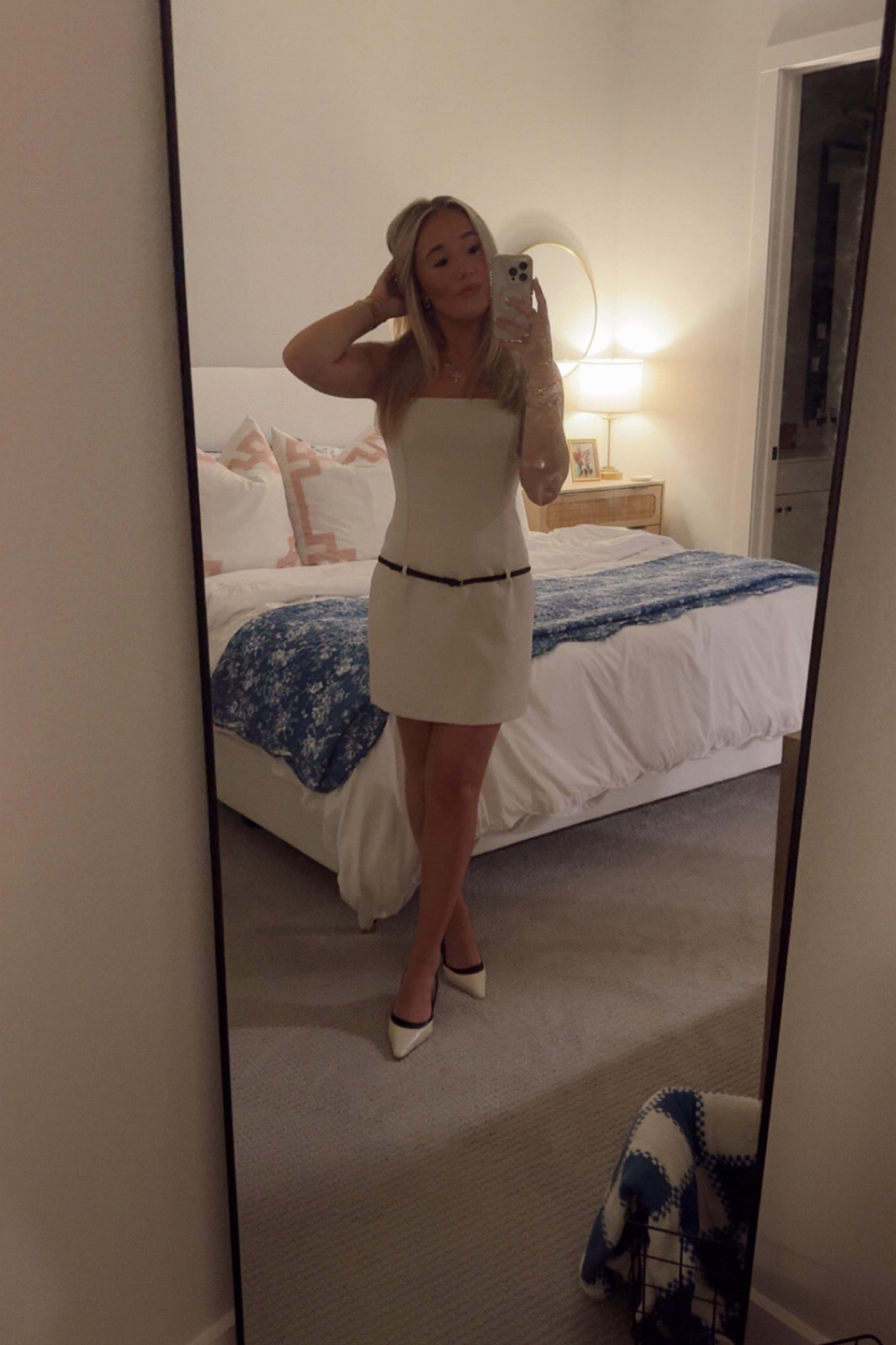 OBSESSED with this dress to say the least 