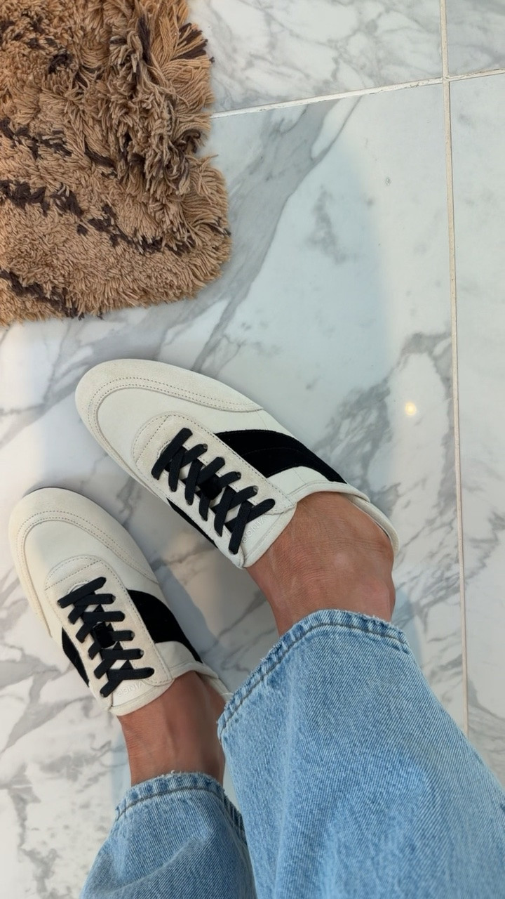 The perfect summer sneaker now ON SALE from Nordstrom 🔥🔥🔥 come in. Great color combos 🤌