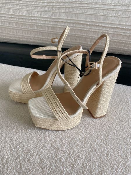 obsessed w my new platform heel 🤤 size: 6 - 4.5 inch height

#LTKwedding #LTKtravel #LTKshoecrush