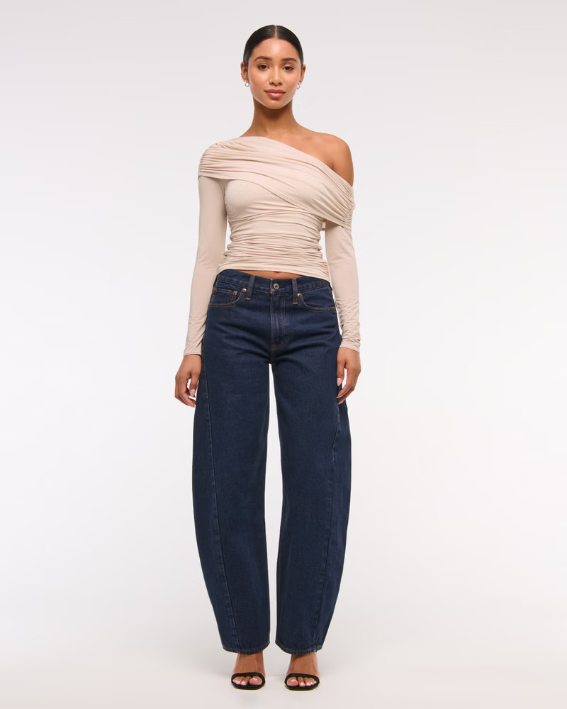 Curve Love Mid Rise Barrel Jean | Abercrombie & Fitch (US)