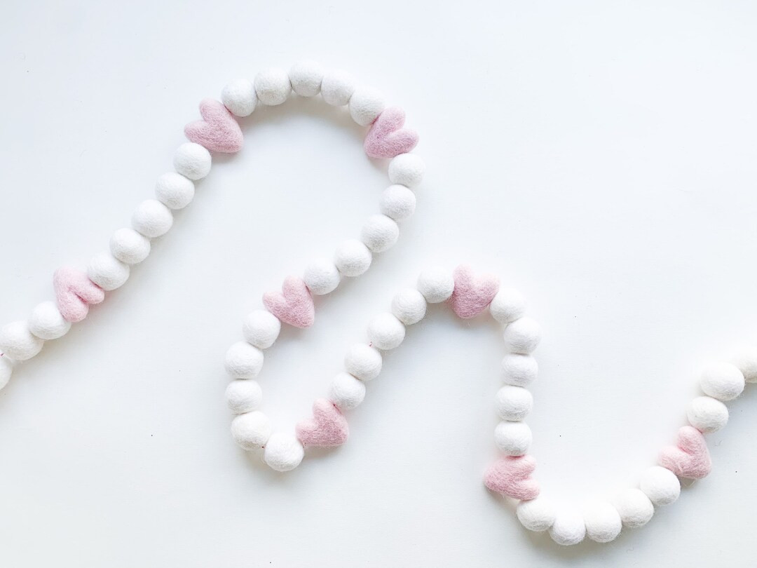 Simple Pink Heart Felt Ball Garland, Bunting, Banner Valentine's Day - Etsy | Etsy (US)