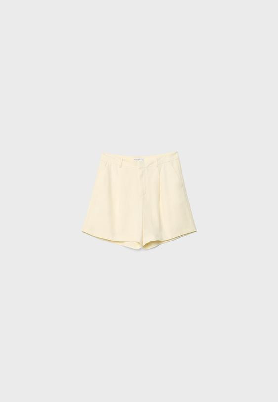 Flowing linen blend shorts | Stradivarius (UK)