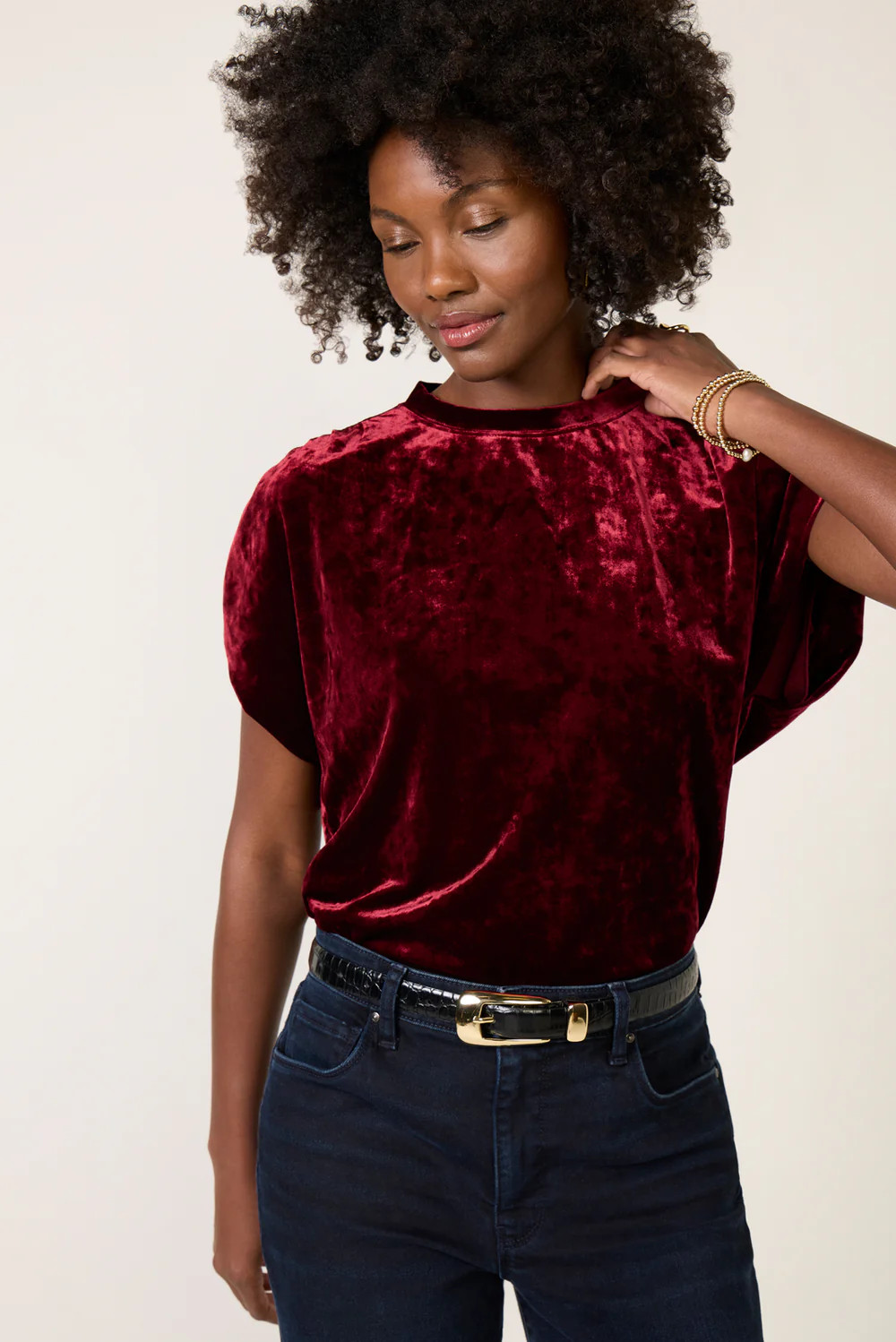 Acacia Velvet Shirred Shoulder Tee | Evereve