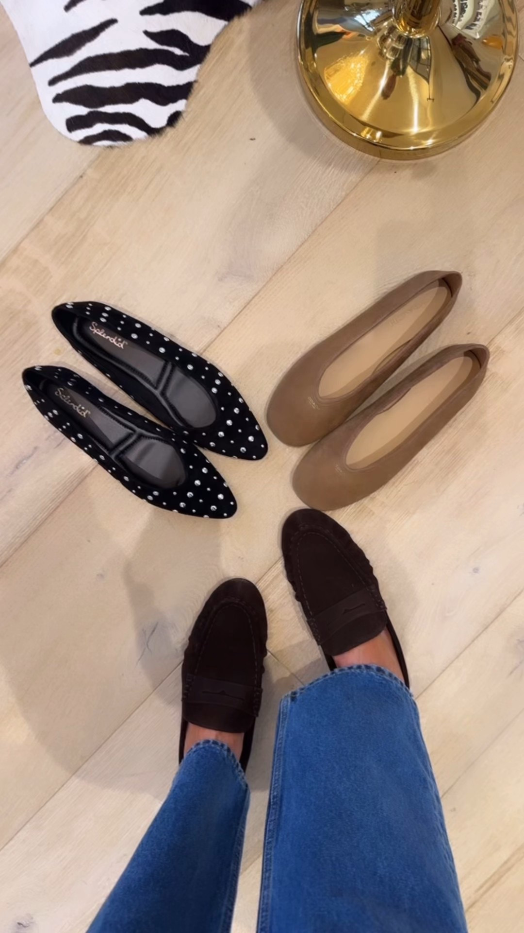 The flat round up from Nordstrom that you didn’t know you needed … but do 😜❤️🥰