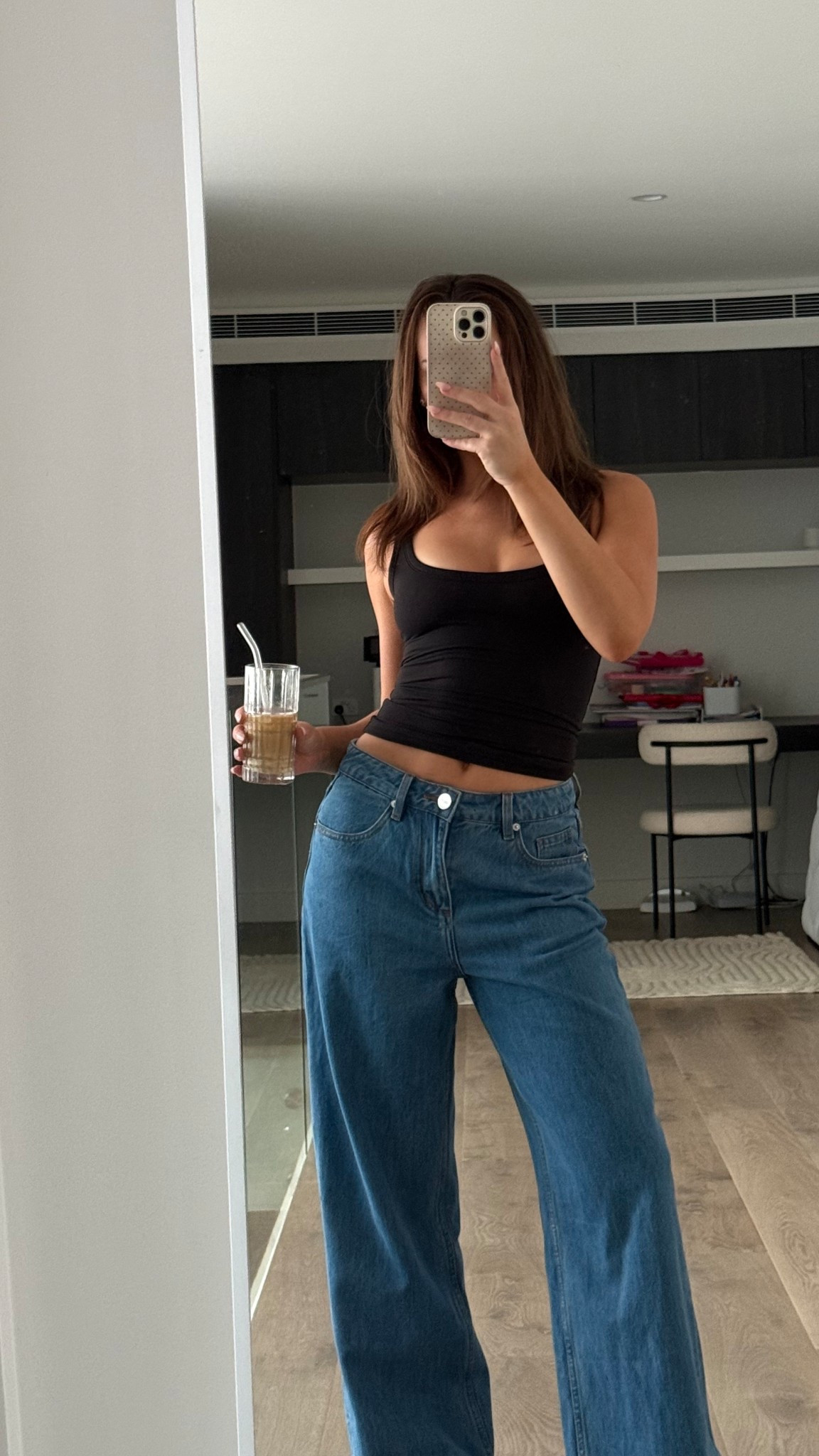 I wear size XS in tank and 8 in jeans! 

#LTKootd #LTKmomlife