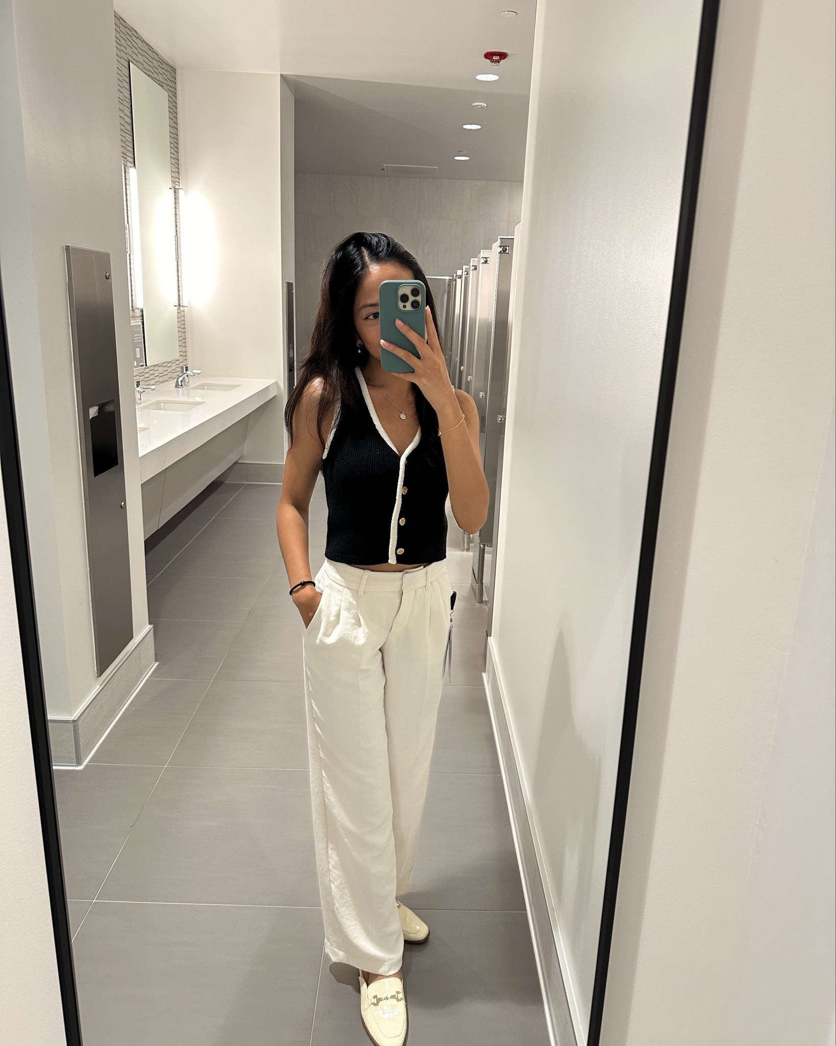 work outfit

#LTKWorkwear