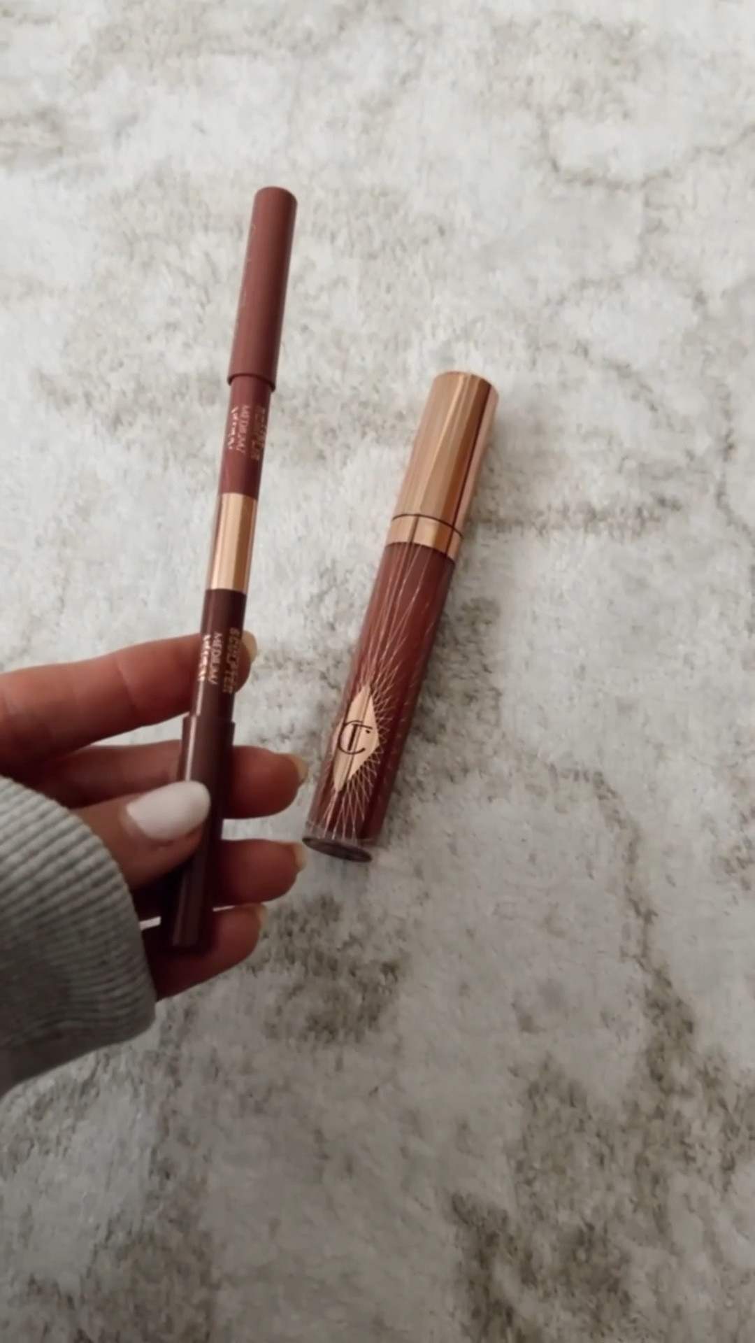 Absolutely love this new lip combo for fall! Wearing the shade medium in the lipliner and pillow talk medium in the gloss 
StylinByAylin, Aylin #nordstrom #beauty #makeup #lipcombo

#LTKSeasonal #LTKBeauty #LTKHome