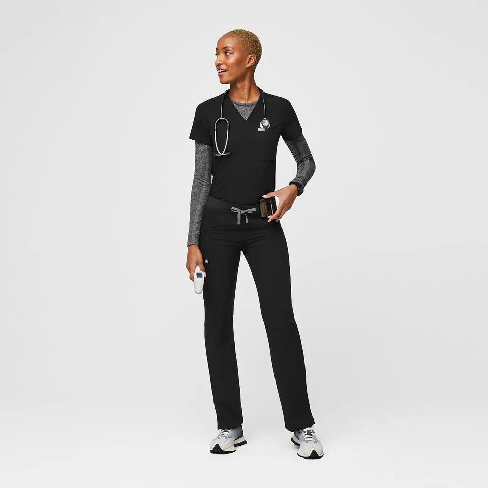 Kade Cargo Scrub Pants™ | FIGS