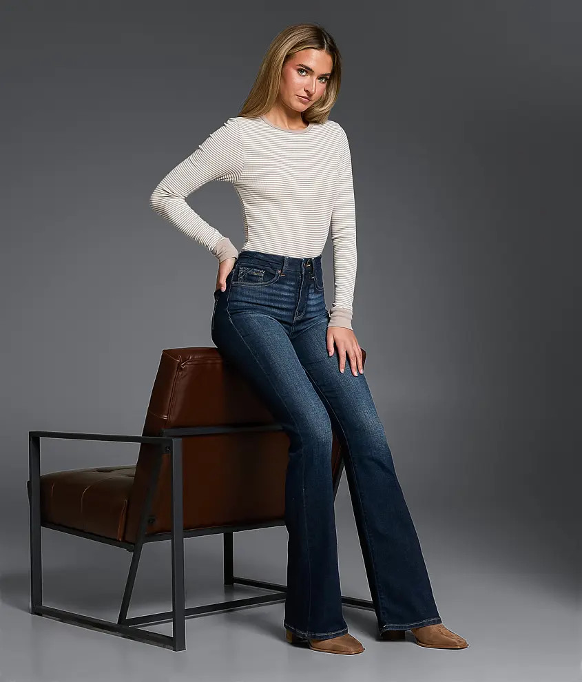 Fit No. 35 Boot Stretch Jean | Buckle