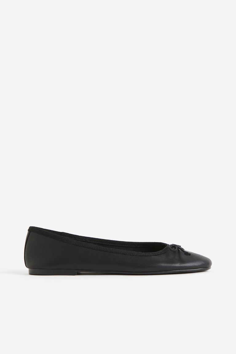 Ballet pumps - Black - Ladies | H&M GB | H&M (UK, MY, IN, SG, PH, TW, HK)