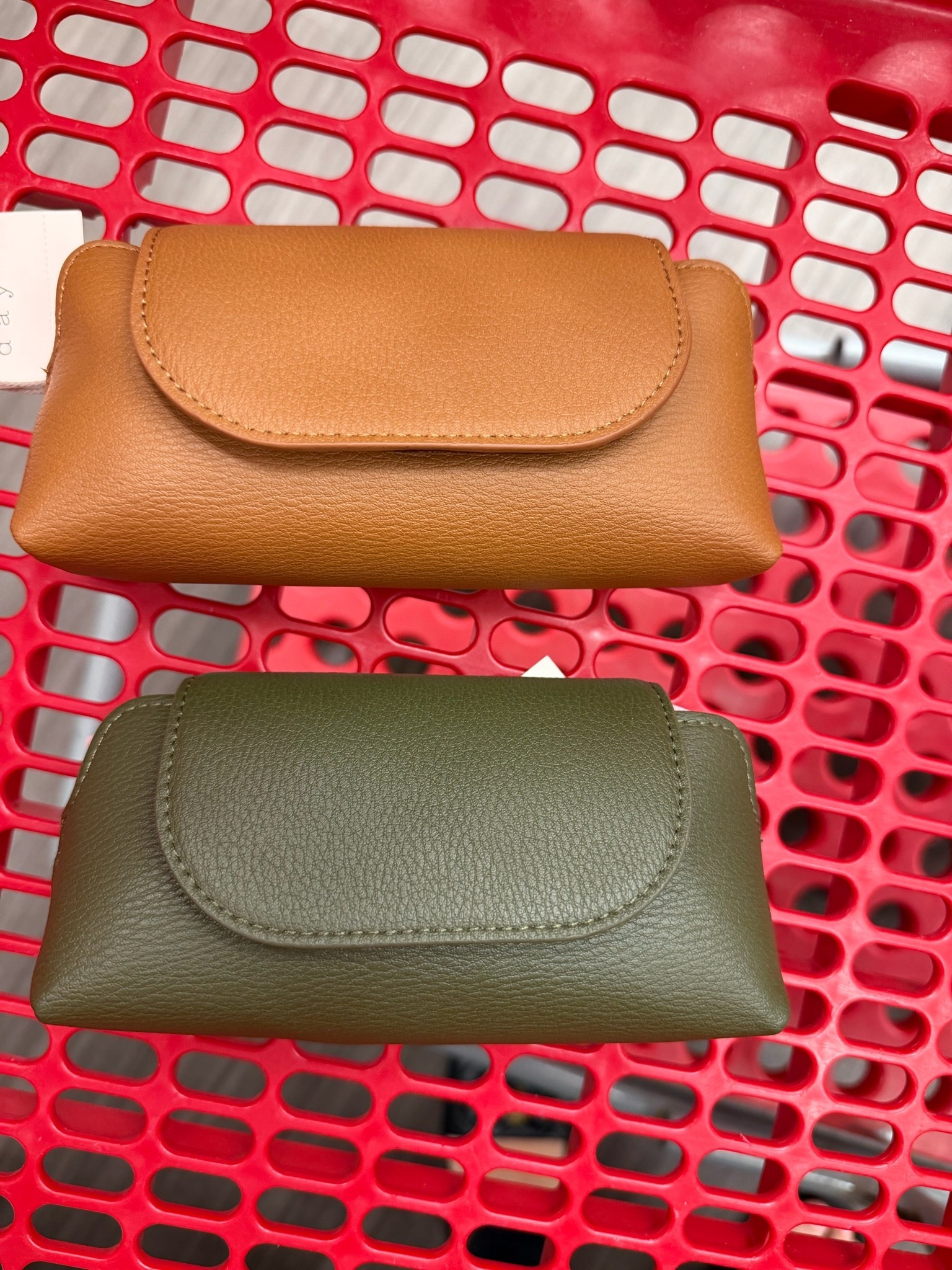 These sunglasses cases are super soft and they’re on sale!!!

#LTKTravel #LTKSaleAlert #LTKU