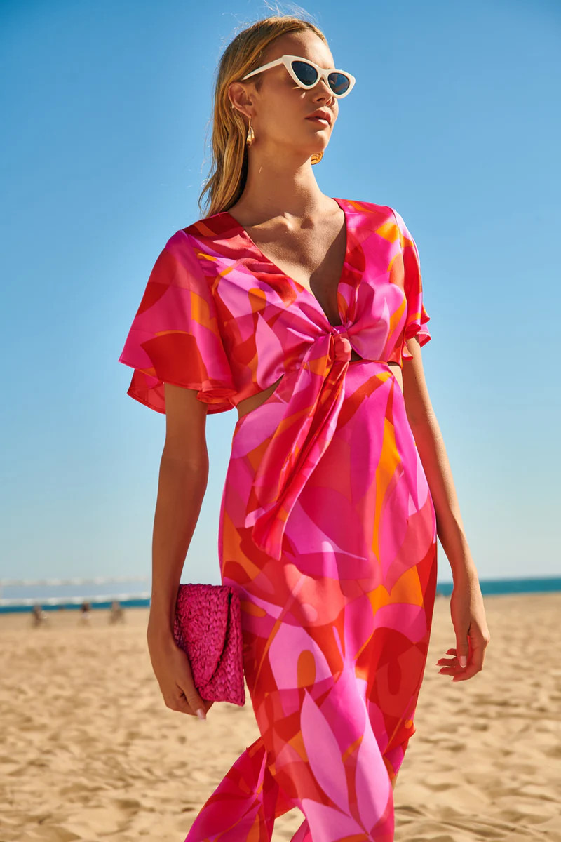 Sangria Abstract Joelle Front Tie Midi Dress | Sugarlips