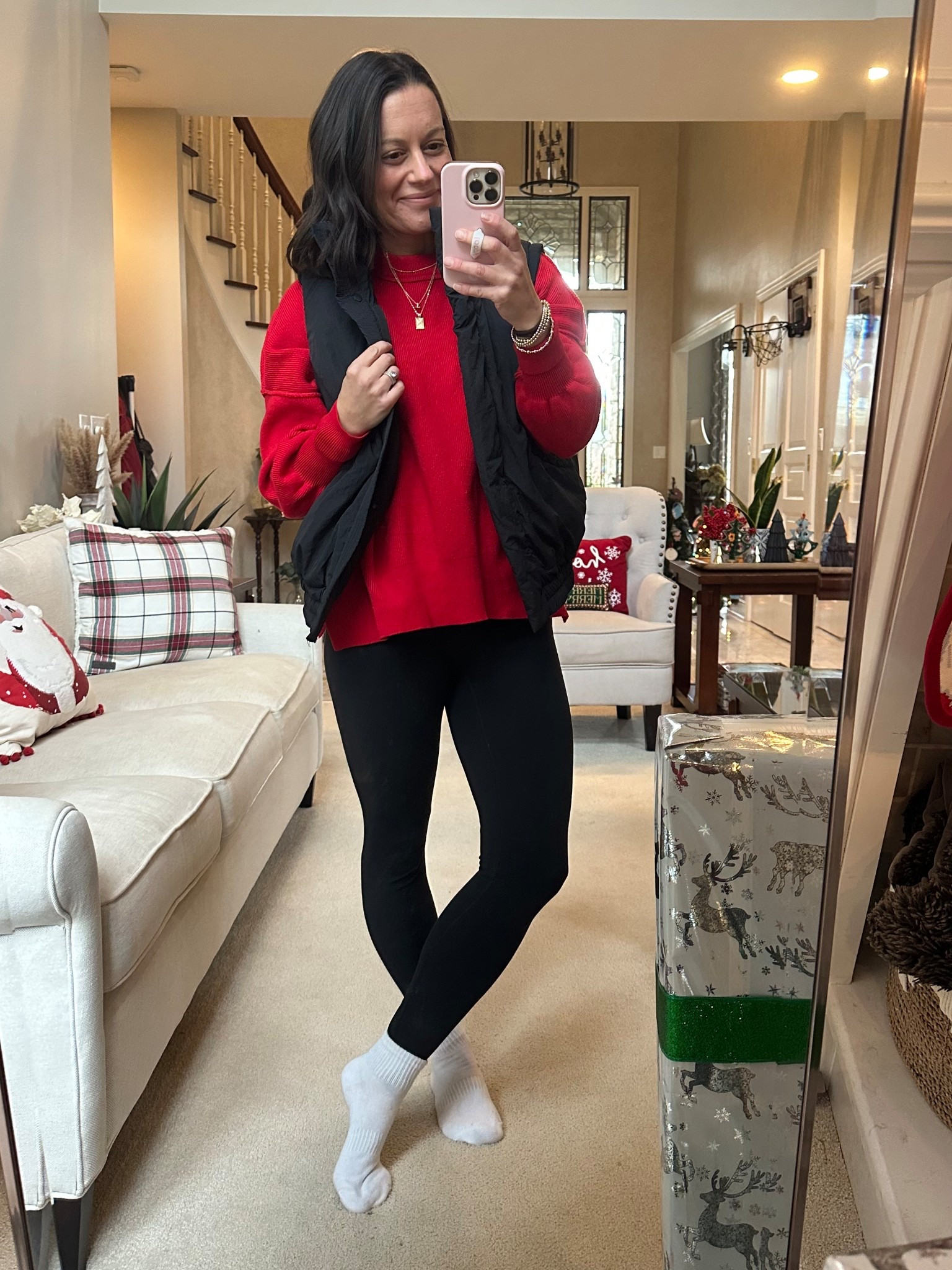 Holiday outfit! Leggings outfit idea.



#LTKootd #LTKHoliday #LTKmomlife