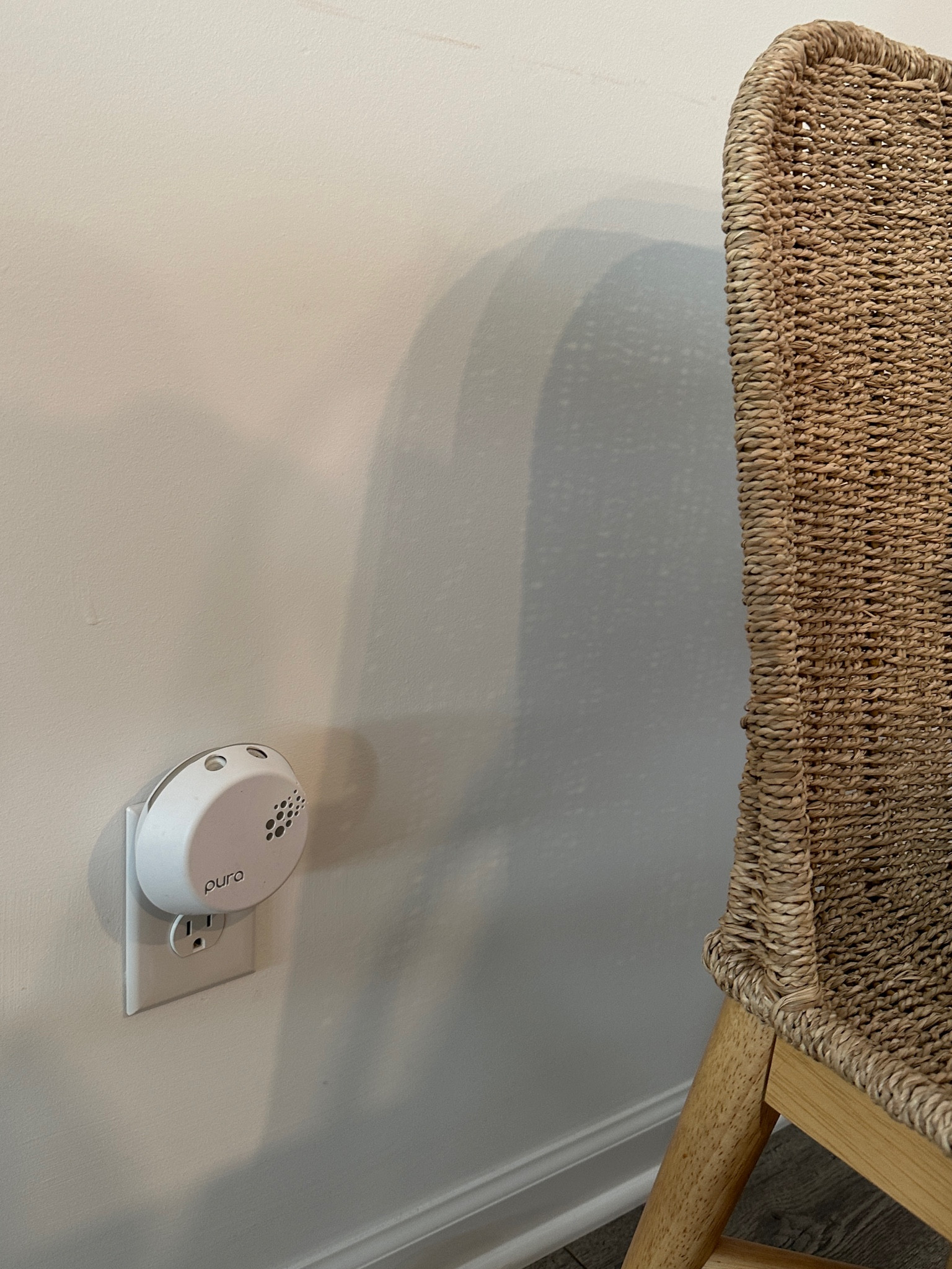 Pura is on sale for the LTKSALE!🙏🏼😍 I love having mine! Right now I have the eucalyptus scent in it!

#LTKSale #LTKGiftGuide #LTKsalealert