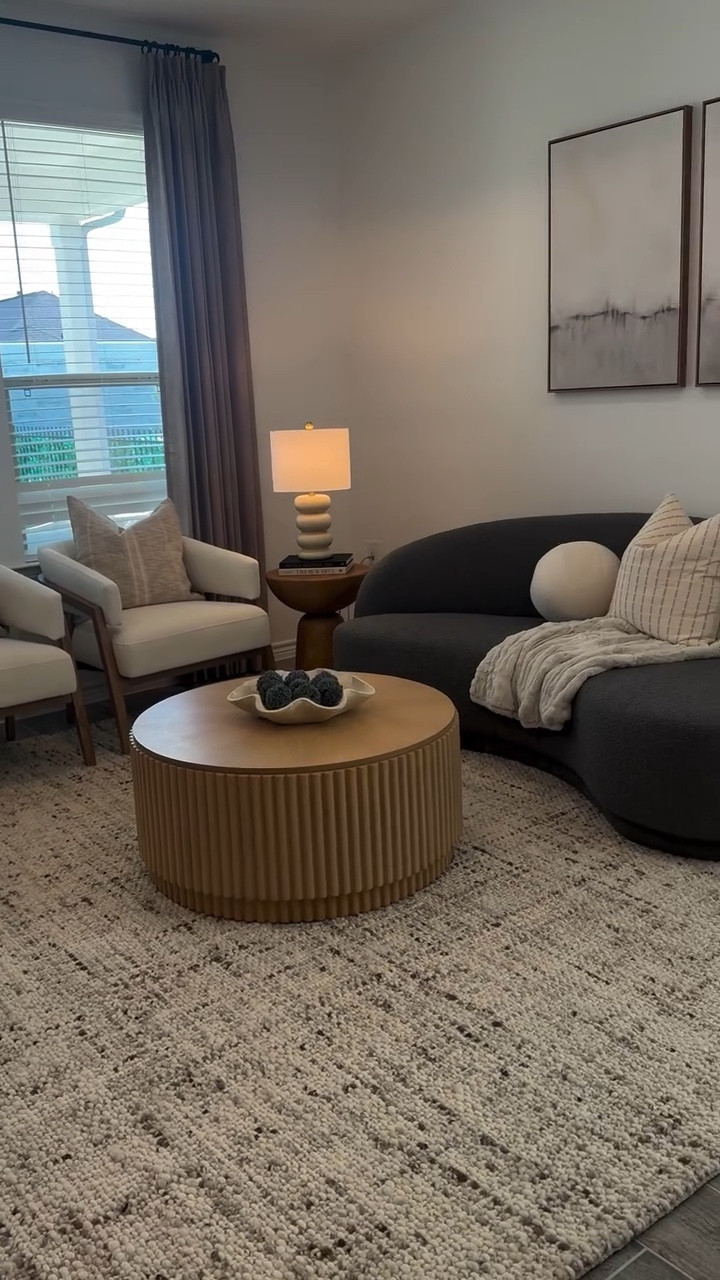 This inviting living room feels like the perfect reflection of its owner—sweet, welcoming, and so so fun. During install, she had several friends drop by to share in the excitement, and we know many more wonderful gatherings will be hosted right here.

#lmjinteriors #fulshearinteriordesigner #katyinteriordesigner #katyinteriordecorator #livingroomdecor