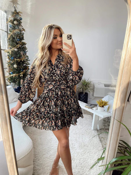 Still The One Floral Dress | Lane 201 Boutique