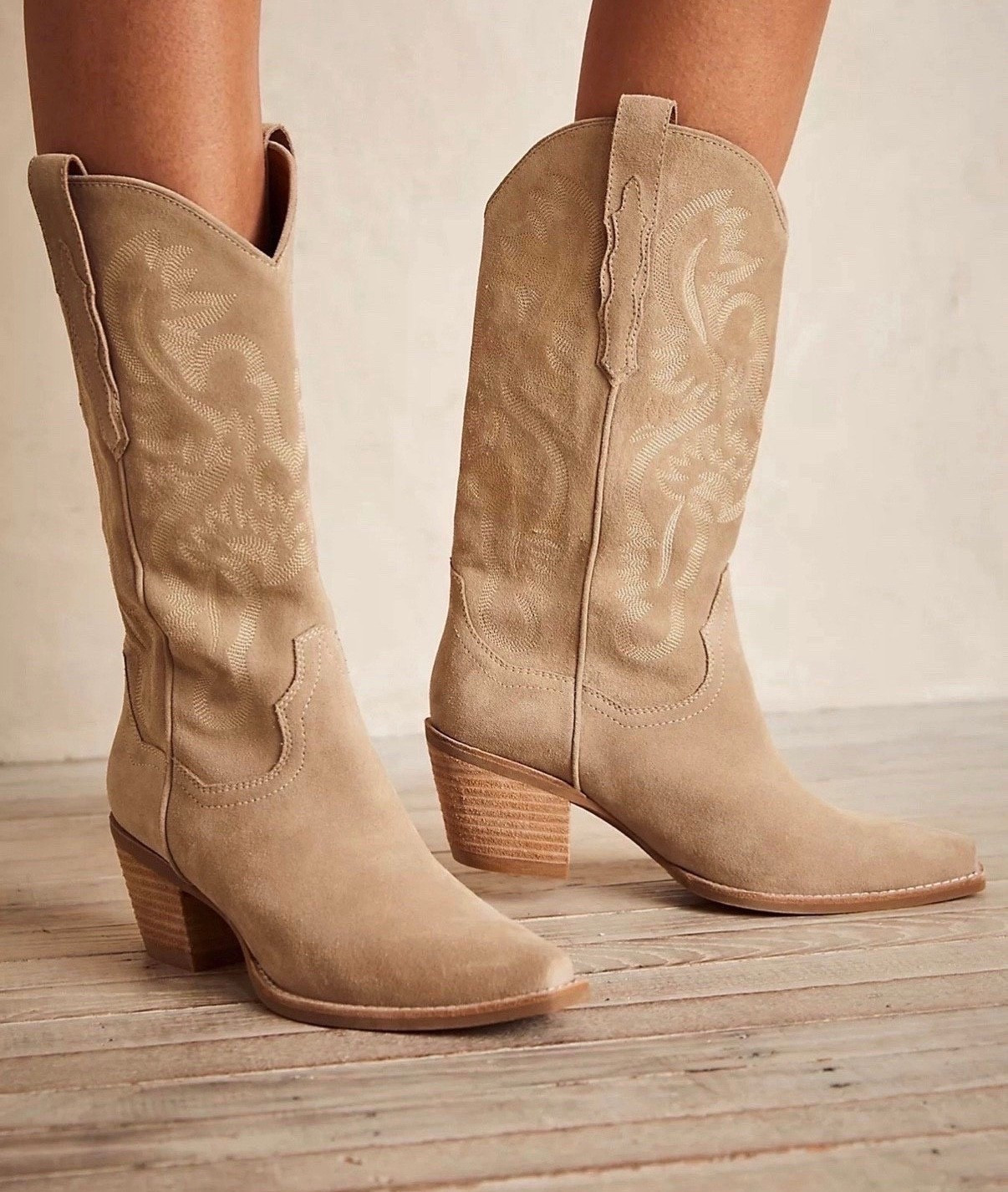 Boots


#LTKSaleAlert #LTKCyberWeek