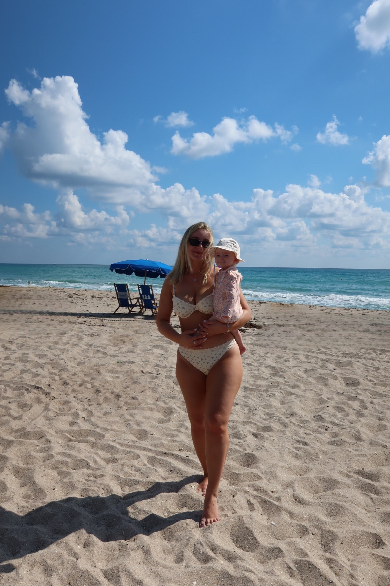 Abercrombie & fitch bikini 
H&M baby bikinii

#LTKootd #LTKdayinmylife #LTKBaby