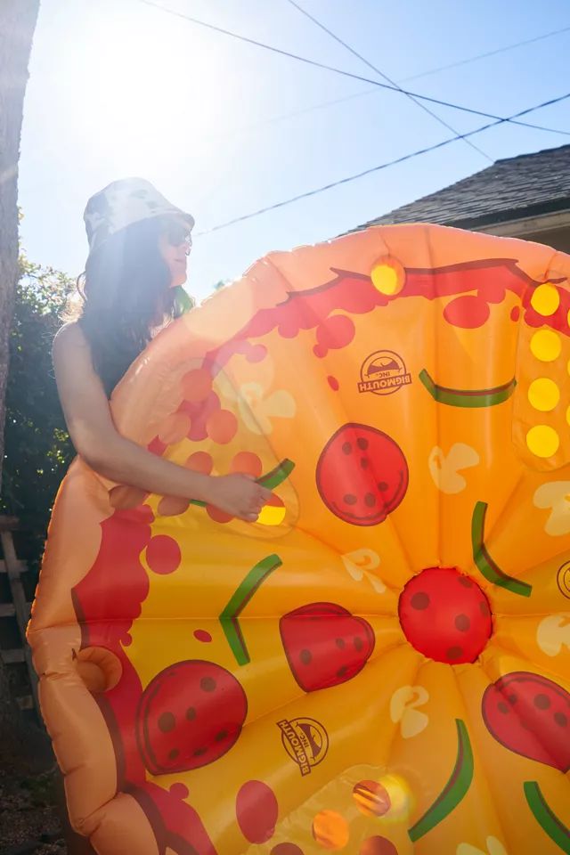 Inflatable Pizza Pong Pool Float | Urban Outfitters (US and RoW)