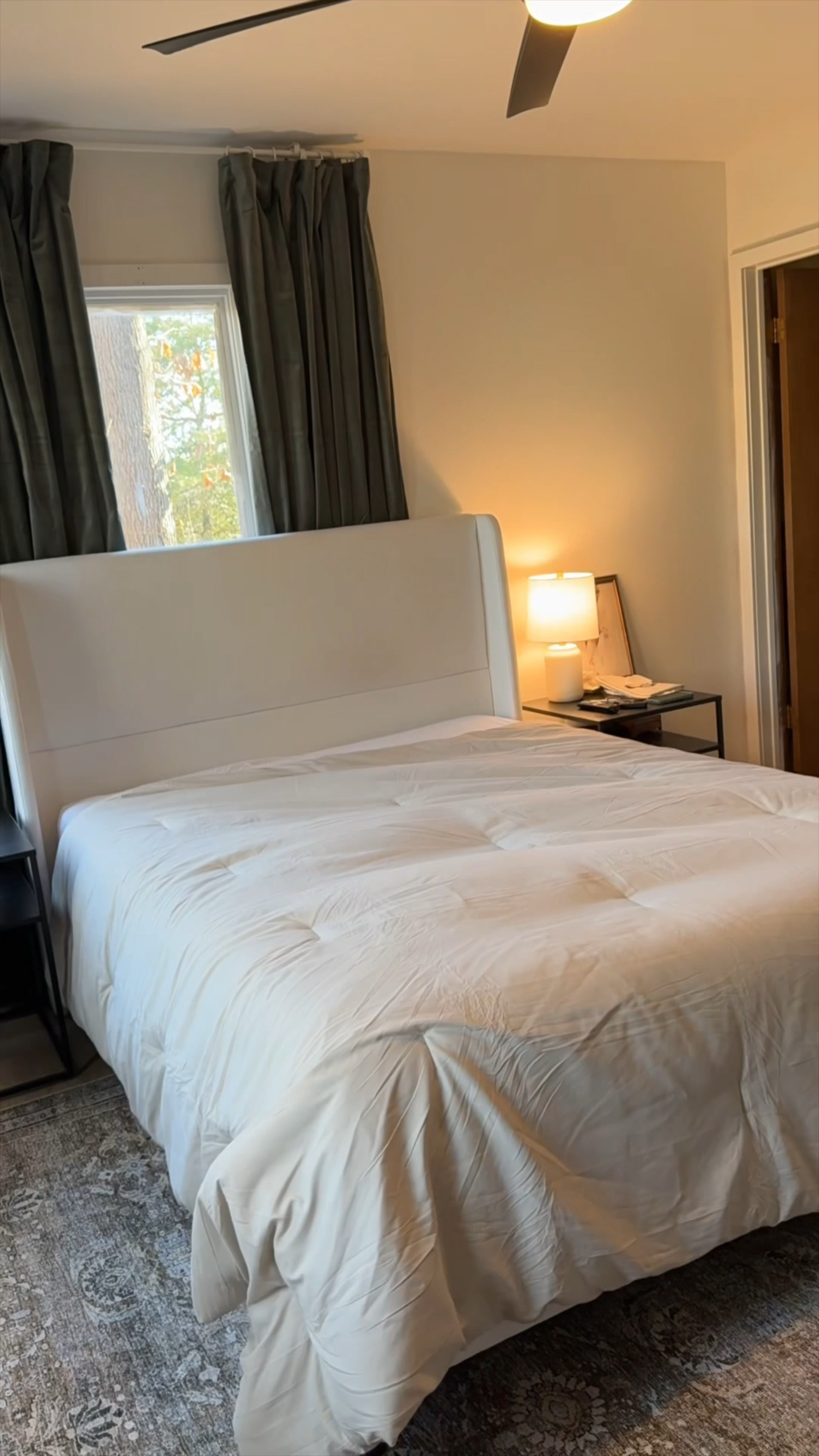 Loving the bedding and decor of the Primary bedroom 🏡

Linked here for Amazon, Nordstrom and Wayfair similar products on sale

Bedroom, bedding, bedroom decor, bed, throw
#amazon #bedding #bedroom #bedroomdecor #decor #homedecor

#LTKHome #LTKxNSale #LTKSaleAlert