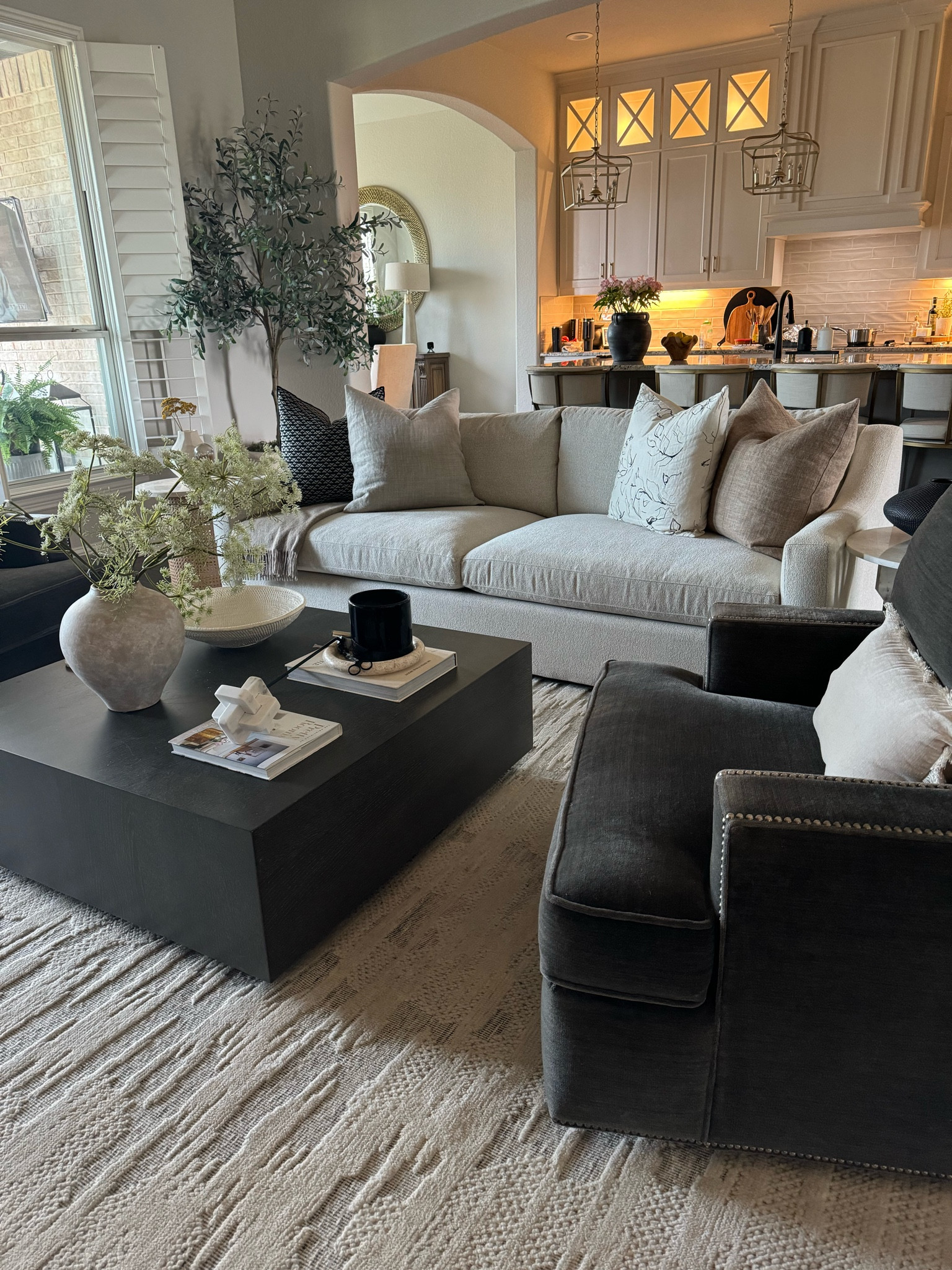 Living room

#LTKFamily #LTKStyleTip #LTKHome