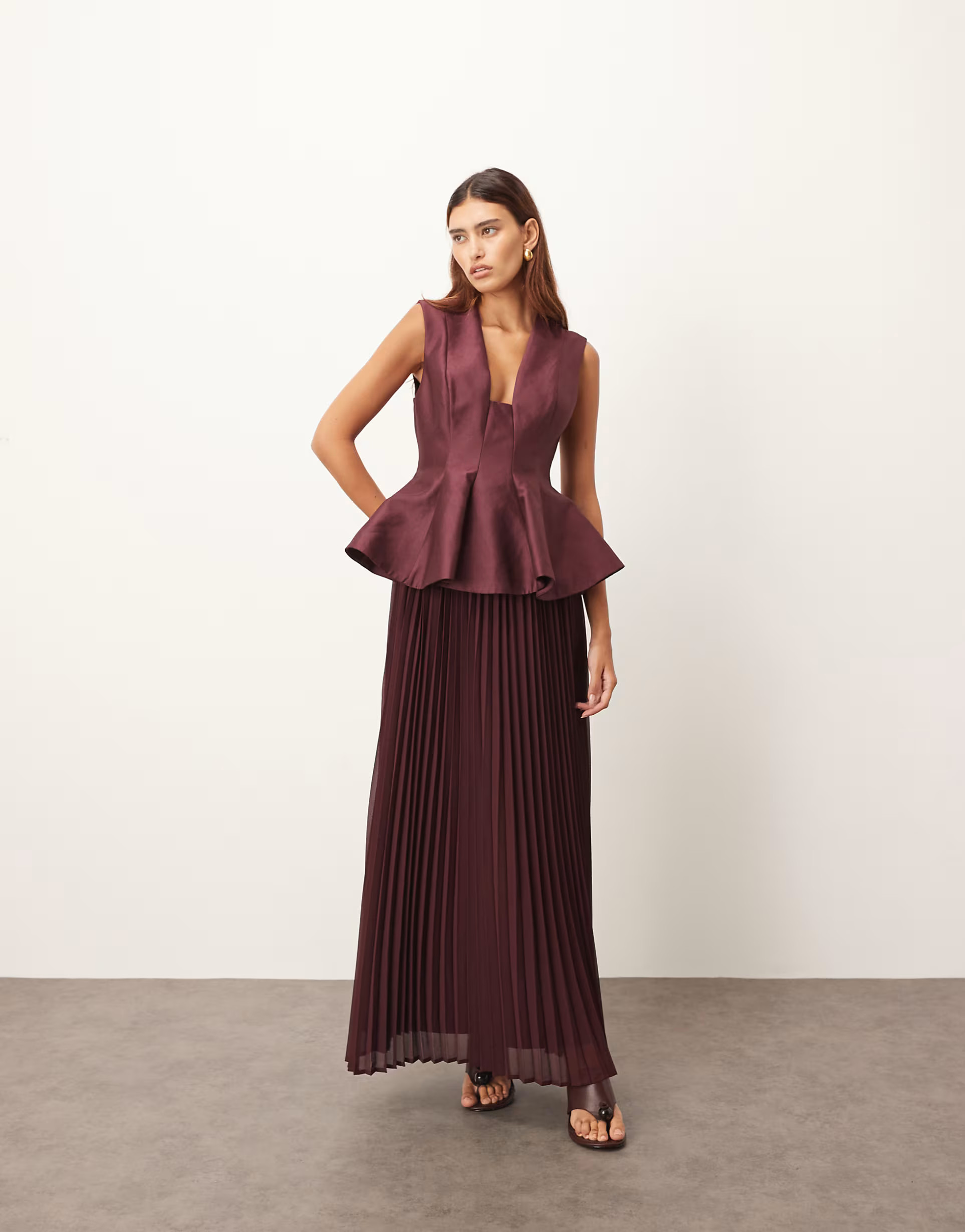 ARRANGE structured waisted maxi dress with contrast pleated skirt in plum | ASOS (Global)