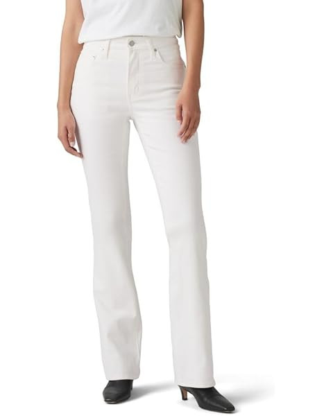 Levi's Women's 726 High Rise Flare Jeans, Soft Clean White, 28 Short at Amazon Women's Jeans stor... | Amazon (US)