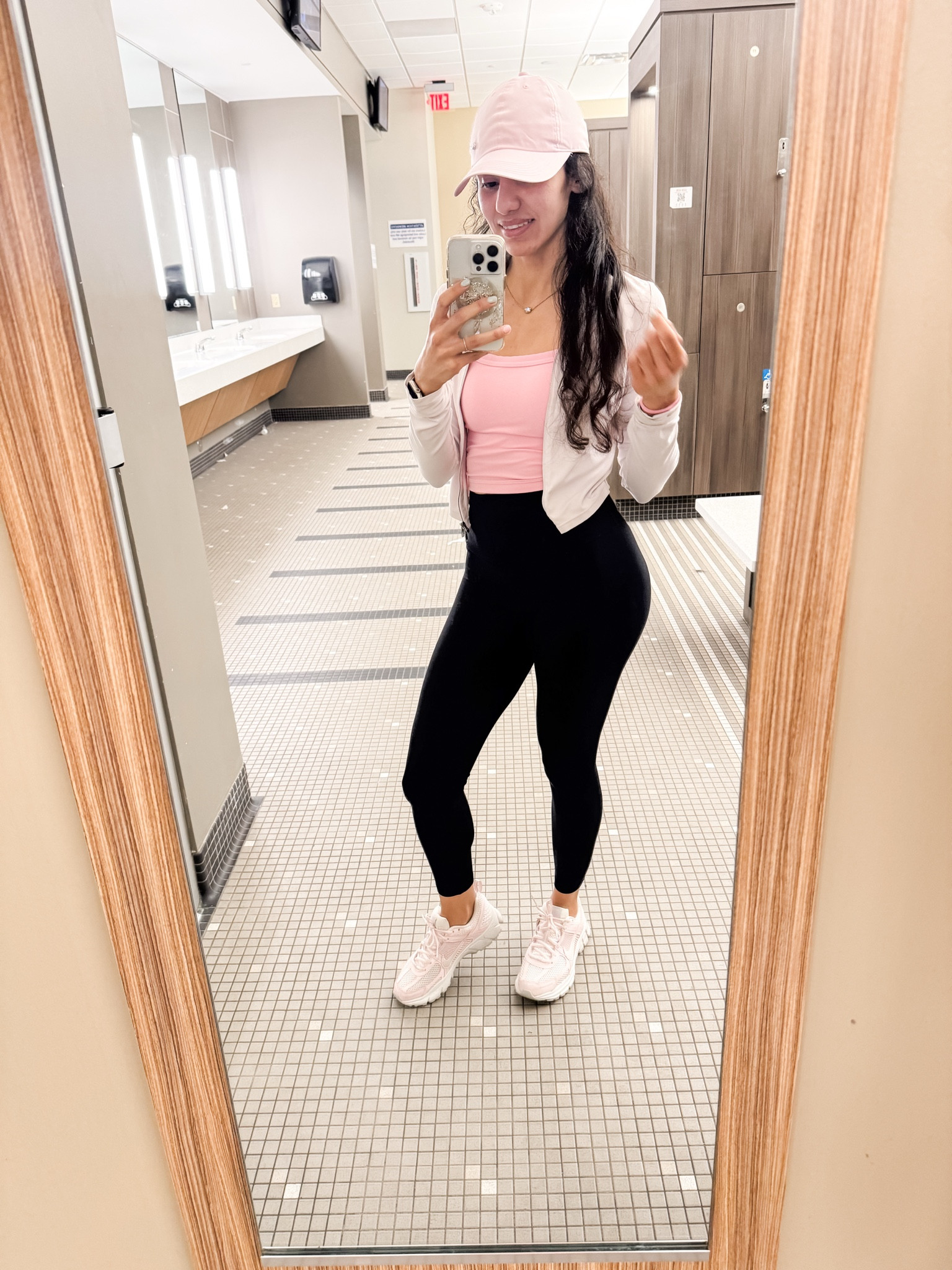 Workout fit black  & pink 🖤🩷

#LTKActive #LTKfitnessgoals #LTKgrwm