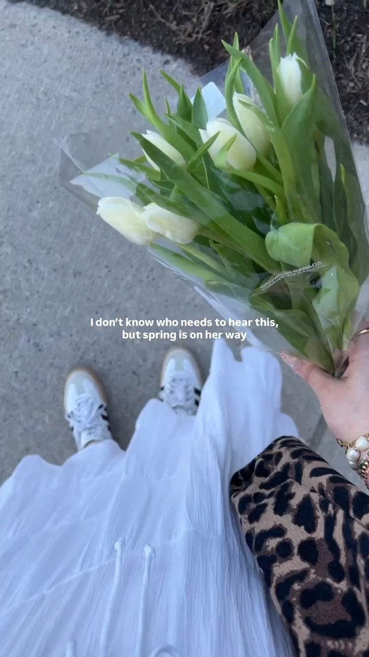 She’ll be here soon 💐 spring aesthetic & outfits from last year! linked what I could as well as similar products!


#LTKmidsize #LTKstyletip