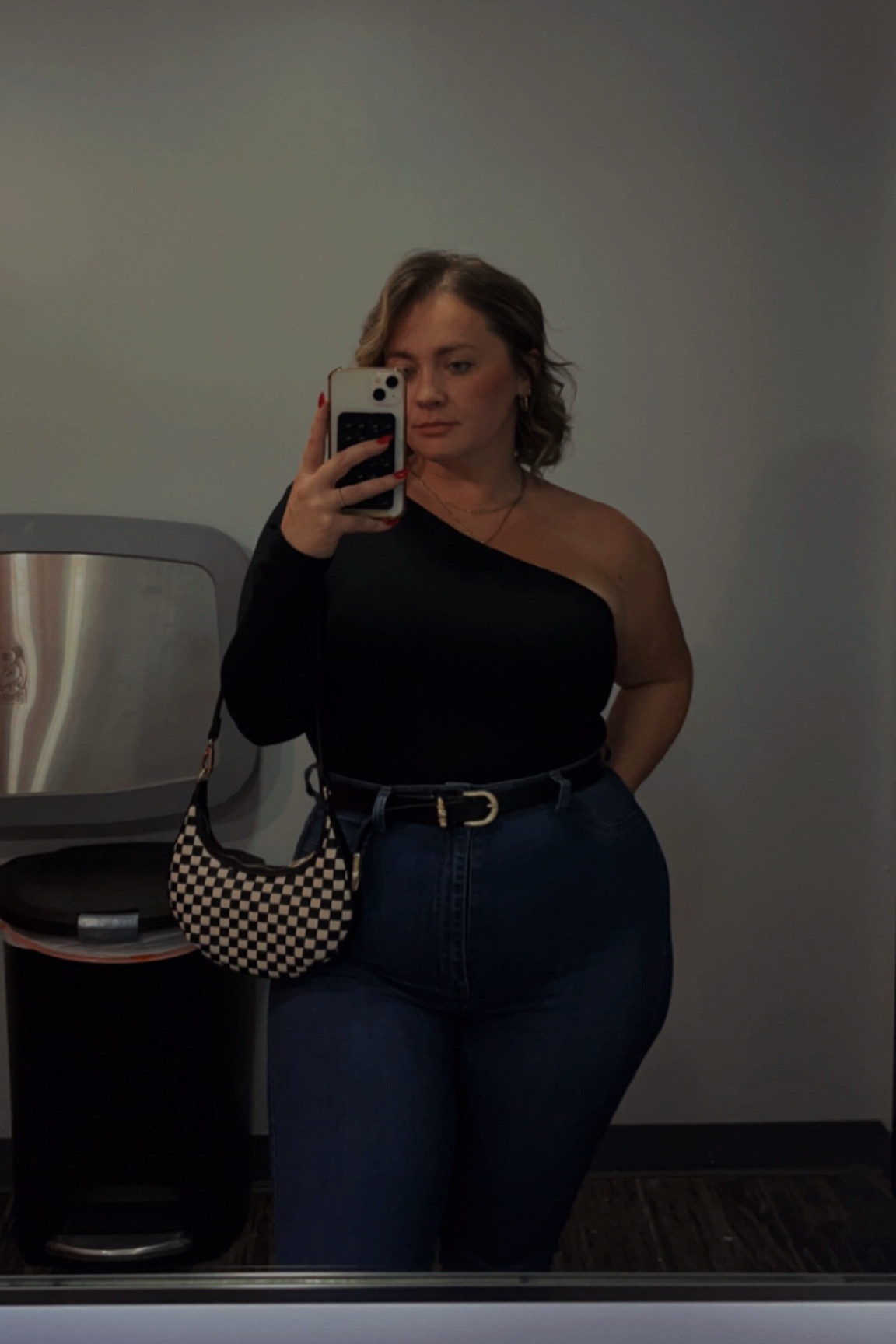 Mini bag kinda night 🖤

#LTKMidsize #LTKItBag