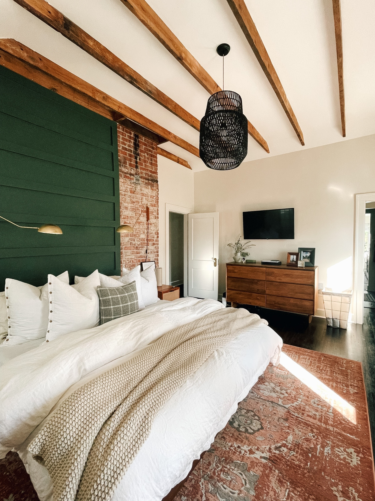 Master bedroom, bedroom, bedroom layout, bedroom design, bedroom decor, bedding, bedroom furniture 

#LTKstyletip #LTKhome