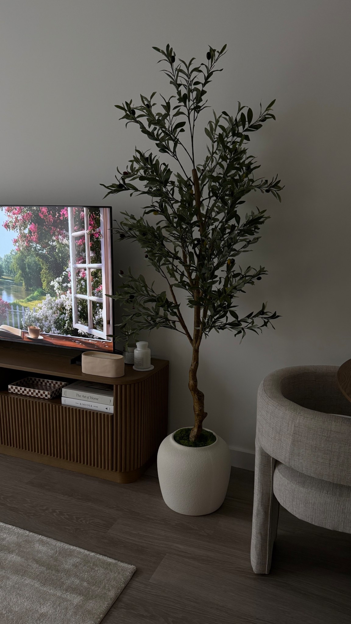 Apartment Decor / Home Interiors 

Tags: Olive Tree, Coffee Table Books, HomeSense, TK Maxx, TJ Maxx, The Range, Amazon, Marks and Spencer

#LTKhome #LTKuk #LTKspring