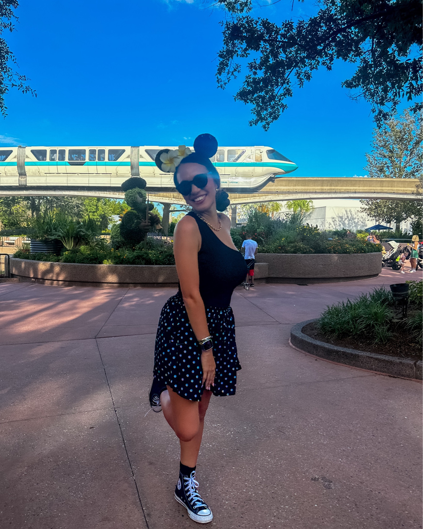 Goodbye EPCOT Flower & Garden Festival ‘26 🌺
✨
Here are some of my favorite photos from this year. Flower & Garden is my favorite festival, and I always tell myself I’m going to try more of the food and drinks… and then I don’t 😅 So I’m hoping some of the things I really wanted to try will be back next year! What was your favorite thing you did or tried this year at EPCOT Flower & Garden Festival?
#epcot #disneyphotos #waltdisneyworld #disneyparks #epcotflowerandgardenfestival
