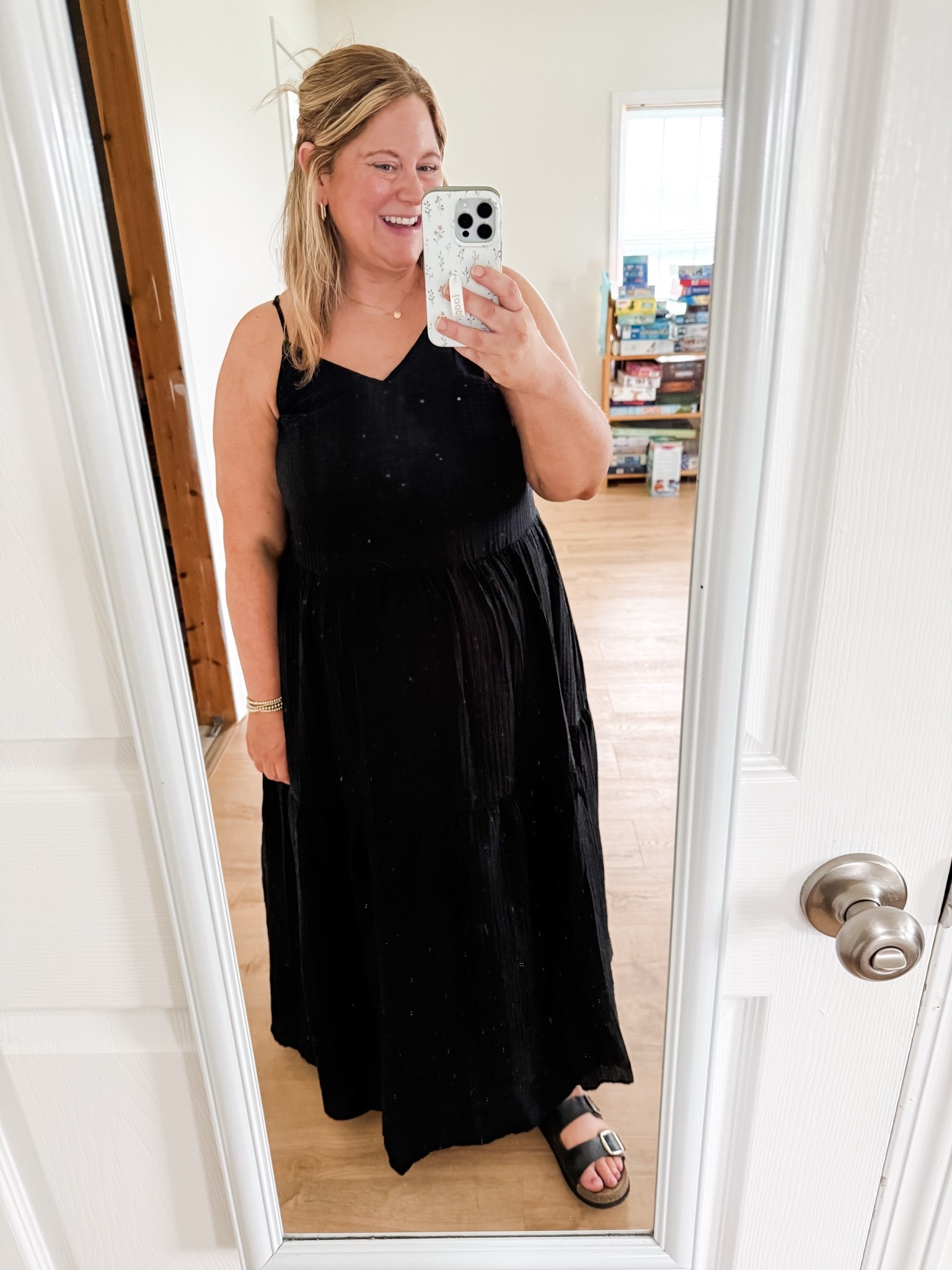 Wearing an XL in my maxi dress

#LTKMidsize #LTKBump #LTKSeasonal